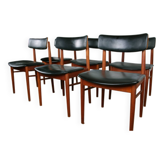Series of 6 Danish chairs in Teak, black Skai and Brass by Sven Chrobat for Sax 1960.
