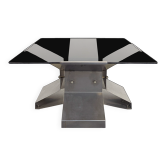 Square coffee table by François Monnet published by Kappa.