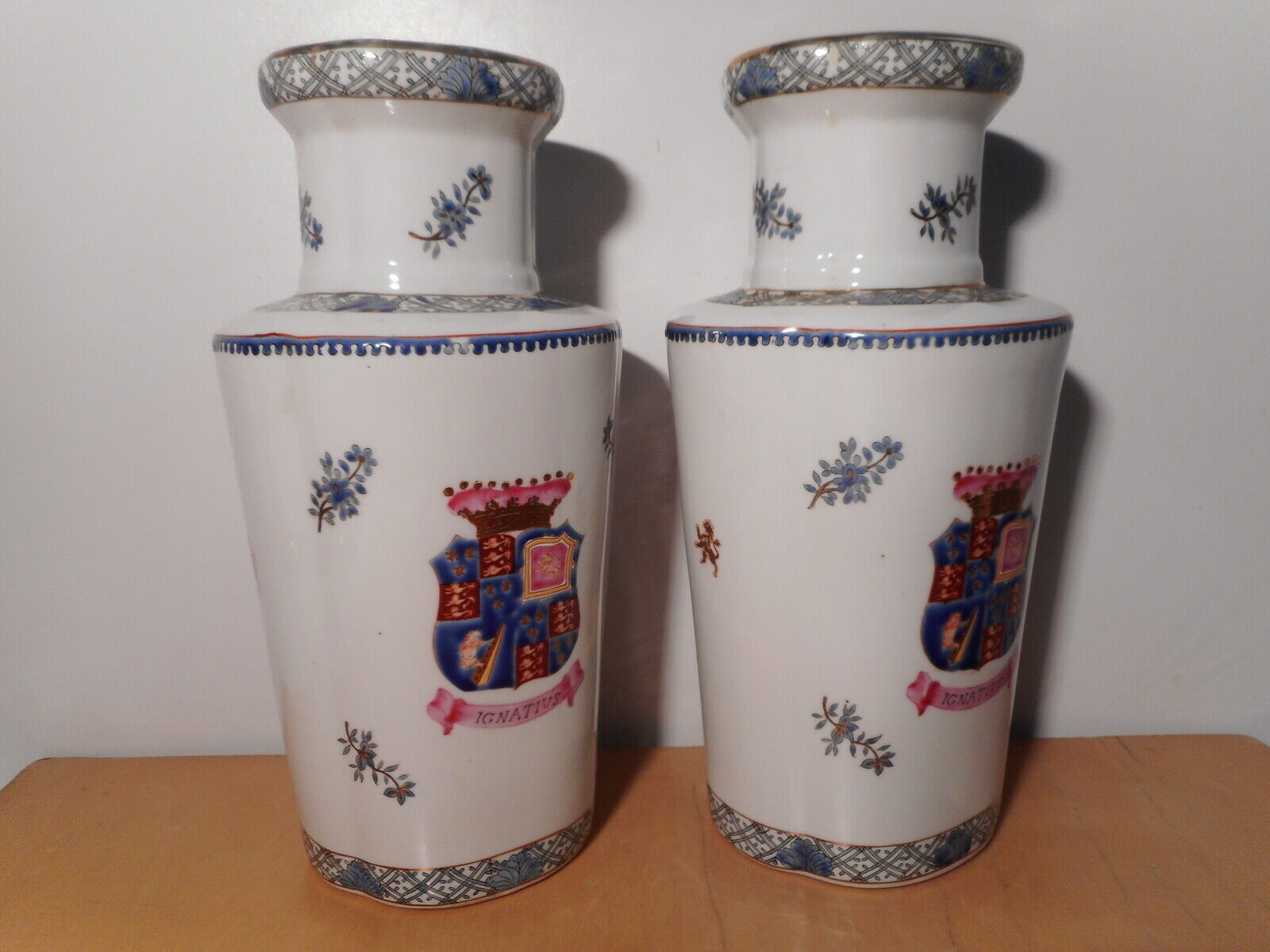 Pair of 19th century porcelain vases China East India Company