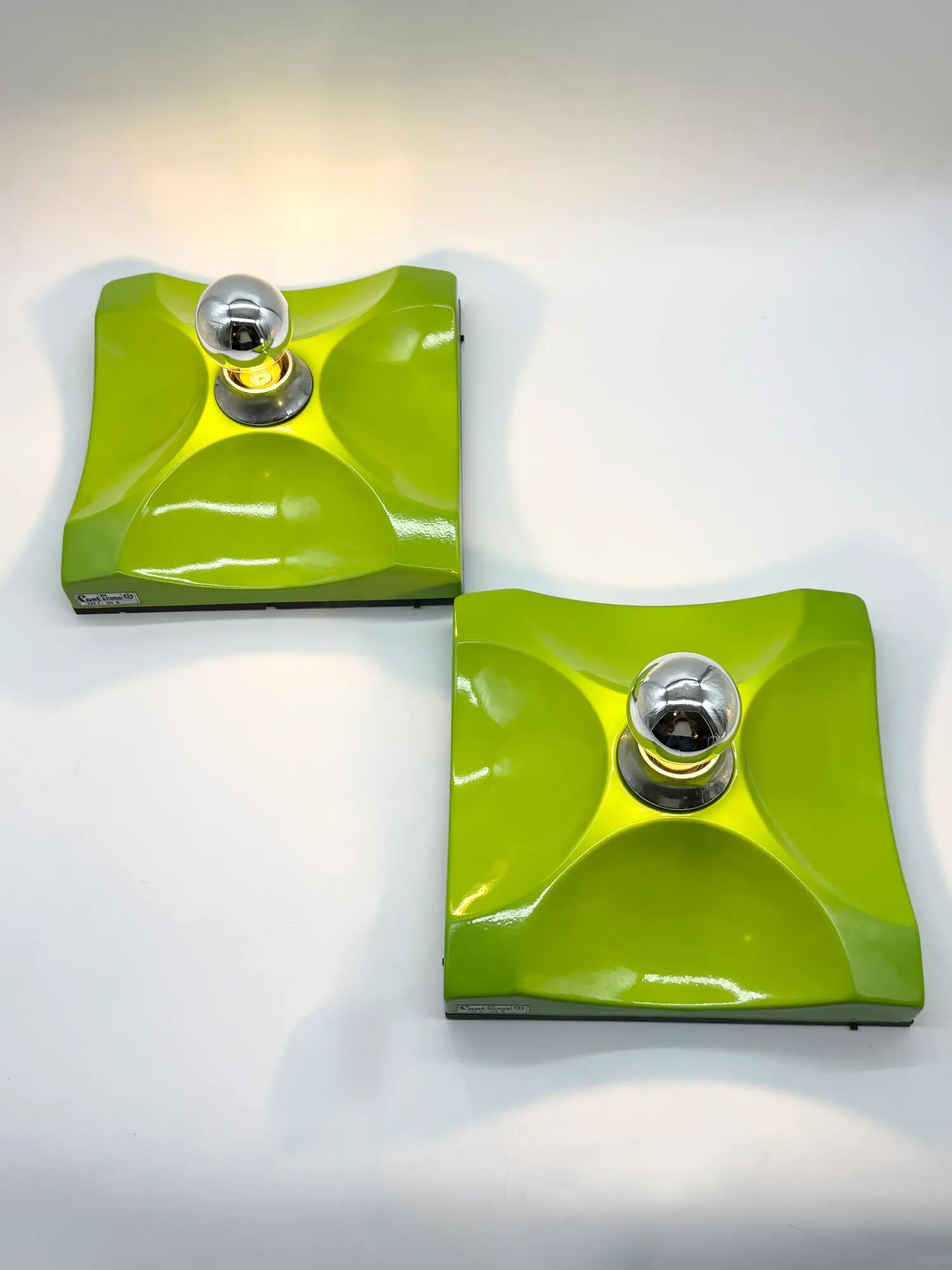 Pair of "Scudo" wall lights – Fael Luce, Italy, 1970s