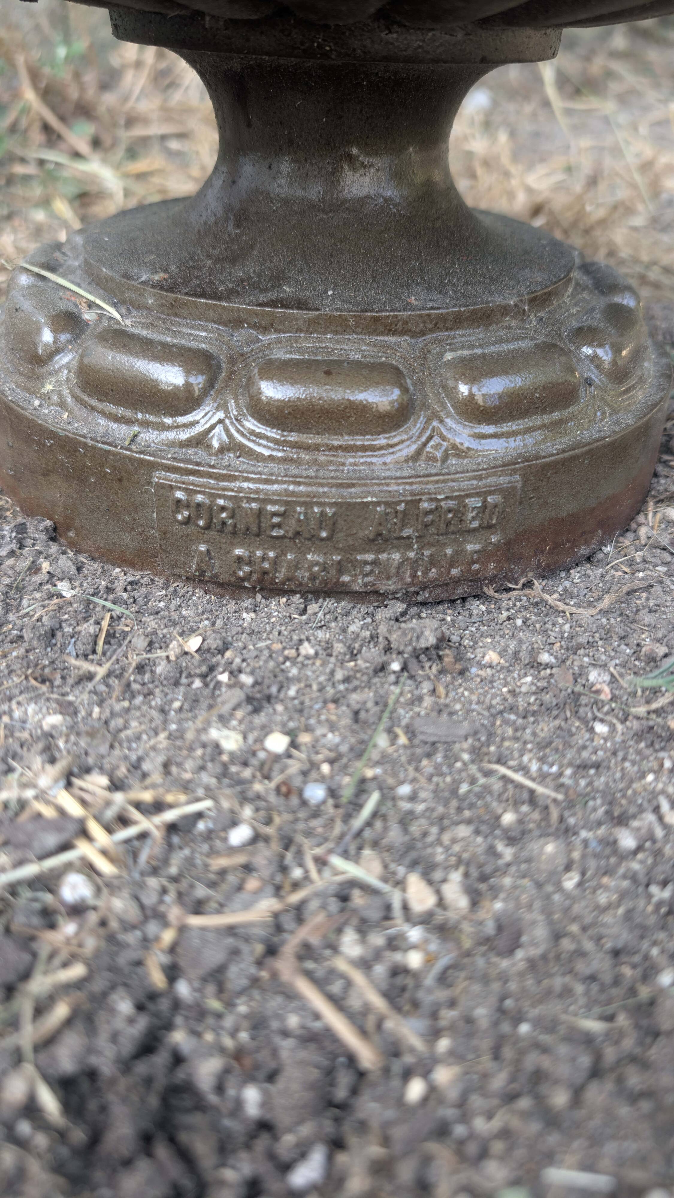 Medici vase with gadroons in cast iron by alfred corneau in charleville, 19th century