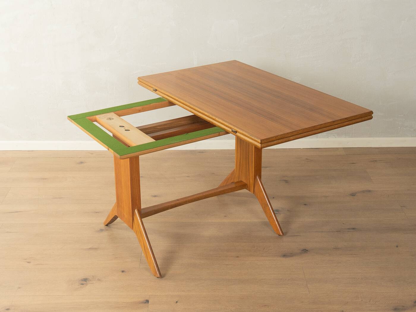 Unique dining/coffee table by Wilhelm Renz, 1950s, walnut, adjustable height