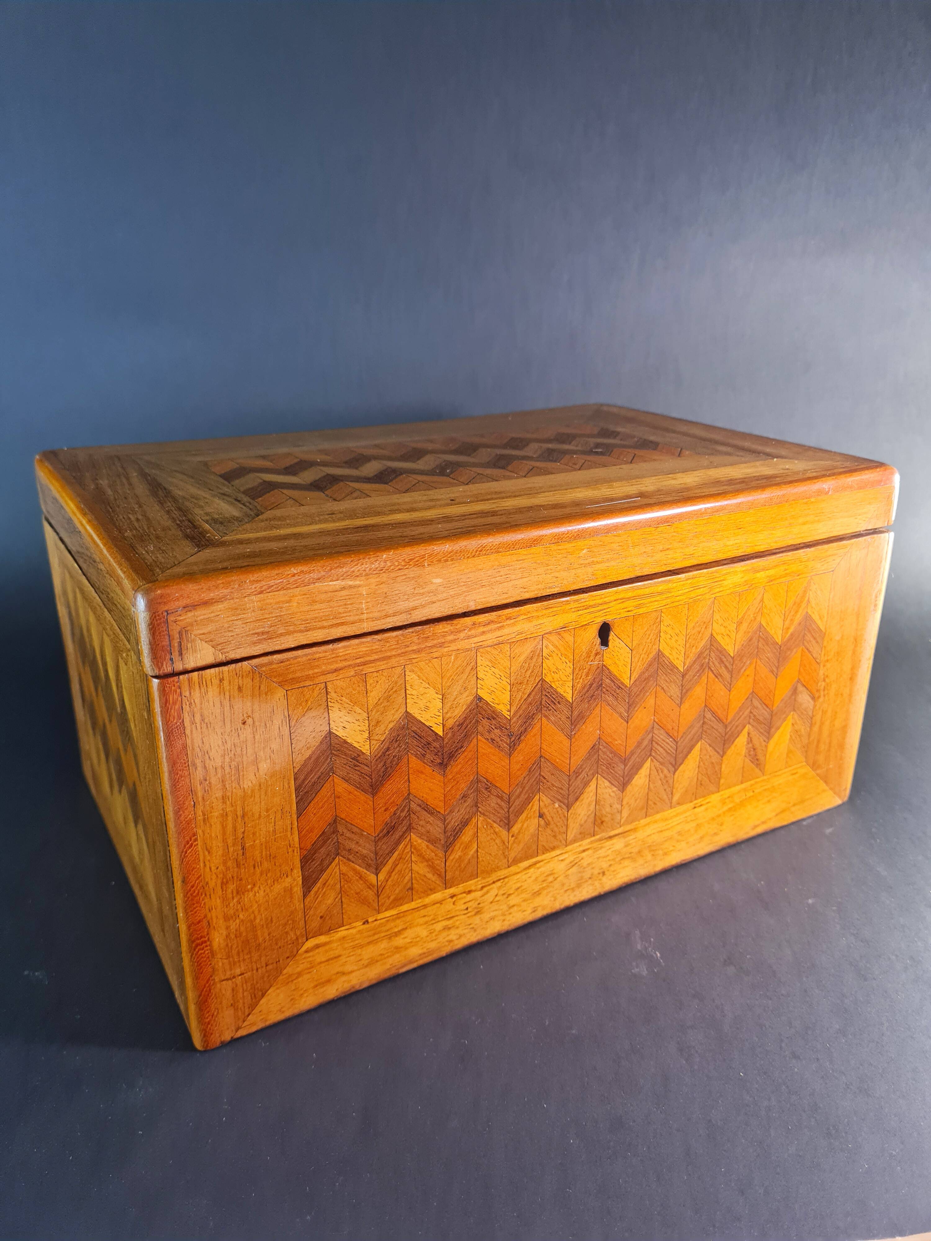 Marquetry Jewelry or Keepsake Box – Vintage Elegance in Pre-Cut Wood
