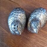 Salt and pepper shaker