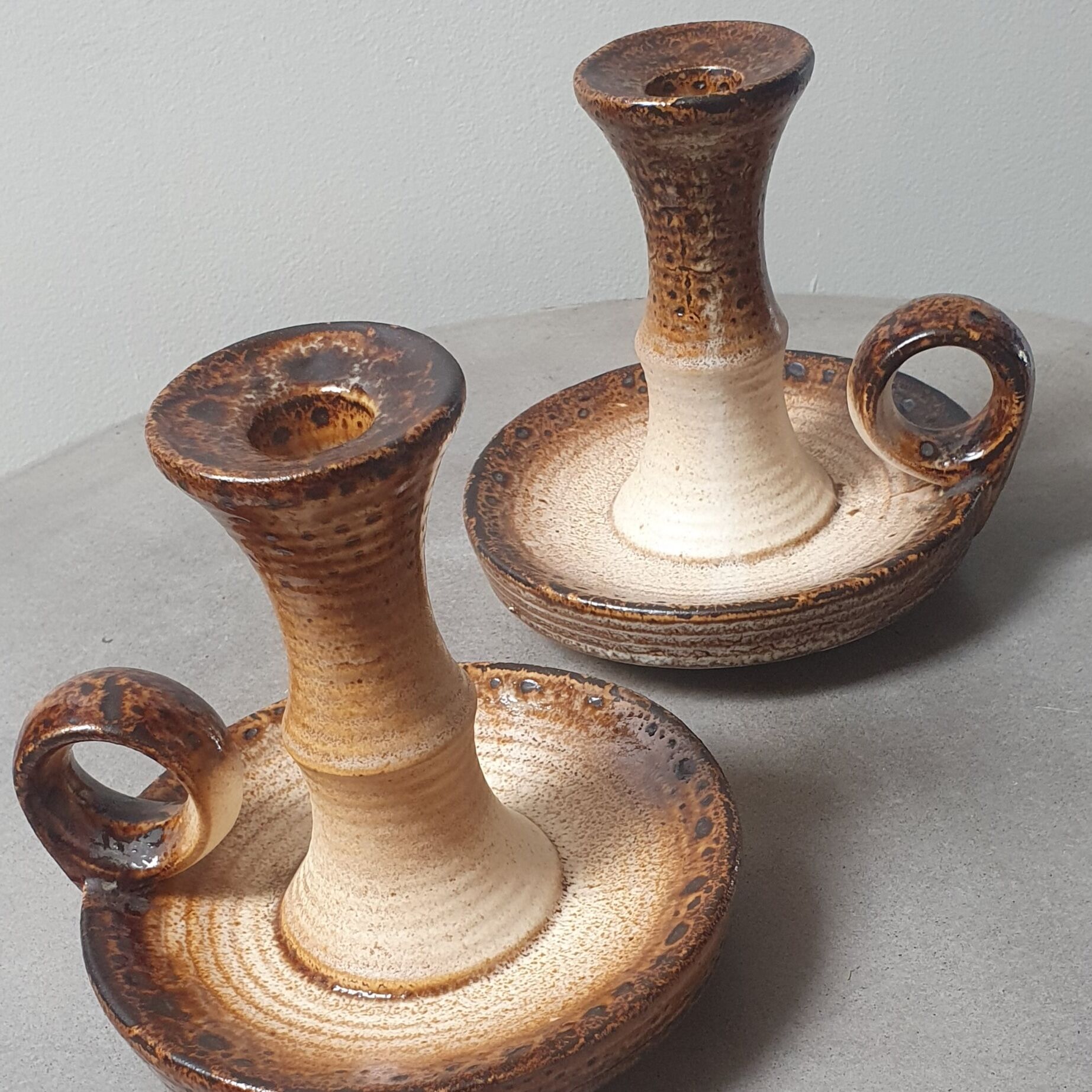 Bougeoirs en céramique