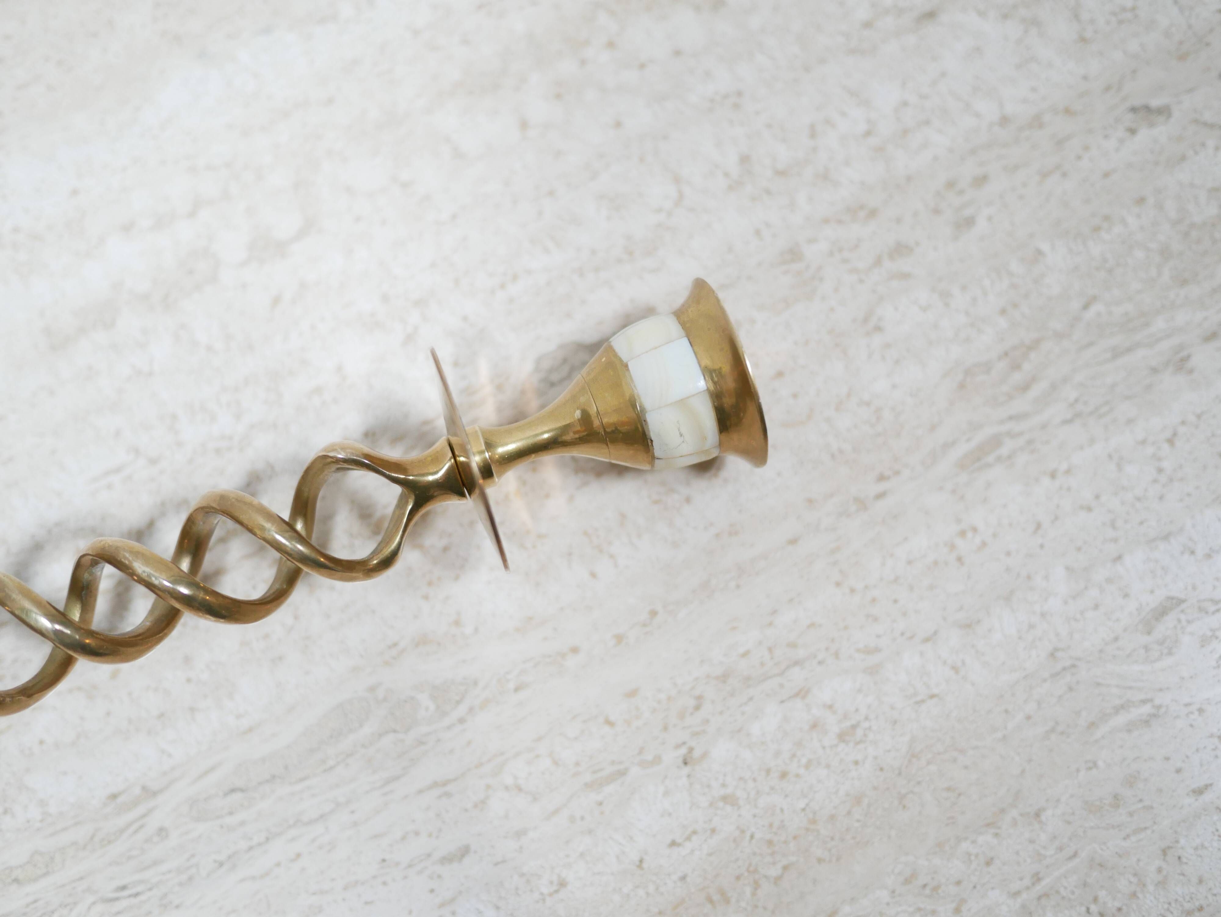 Vintage candle holder in brass and mother-of-pearl