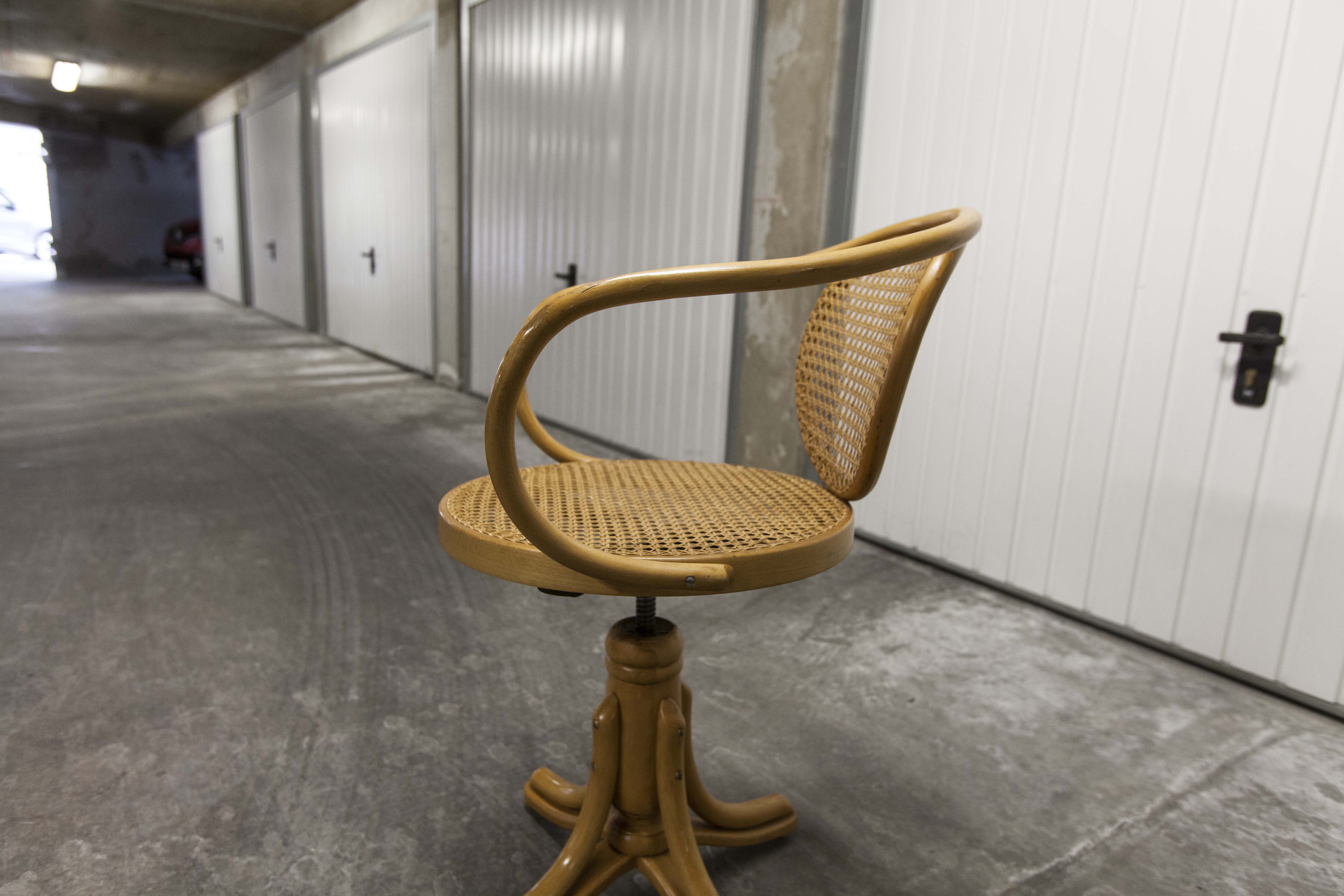 Thonet swivel armchair