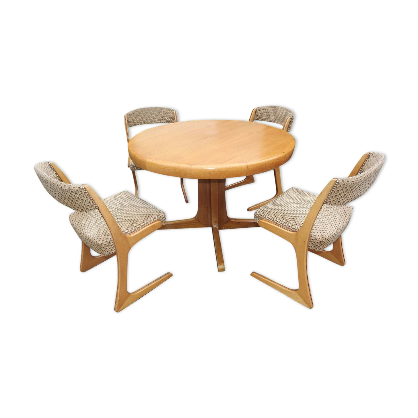 Table plus 4 chaises