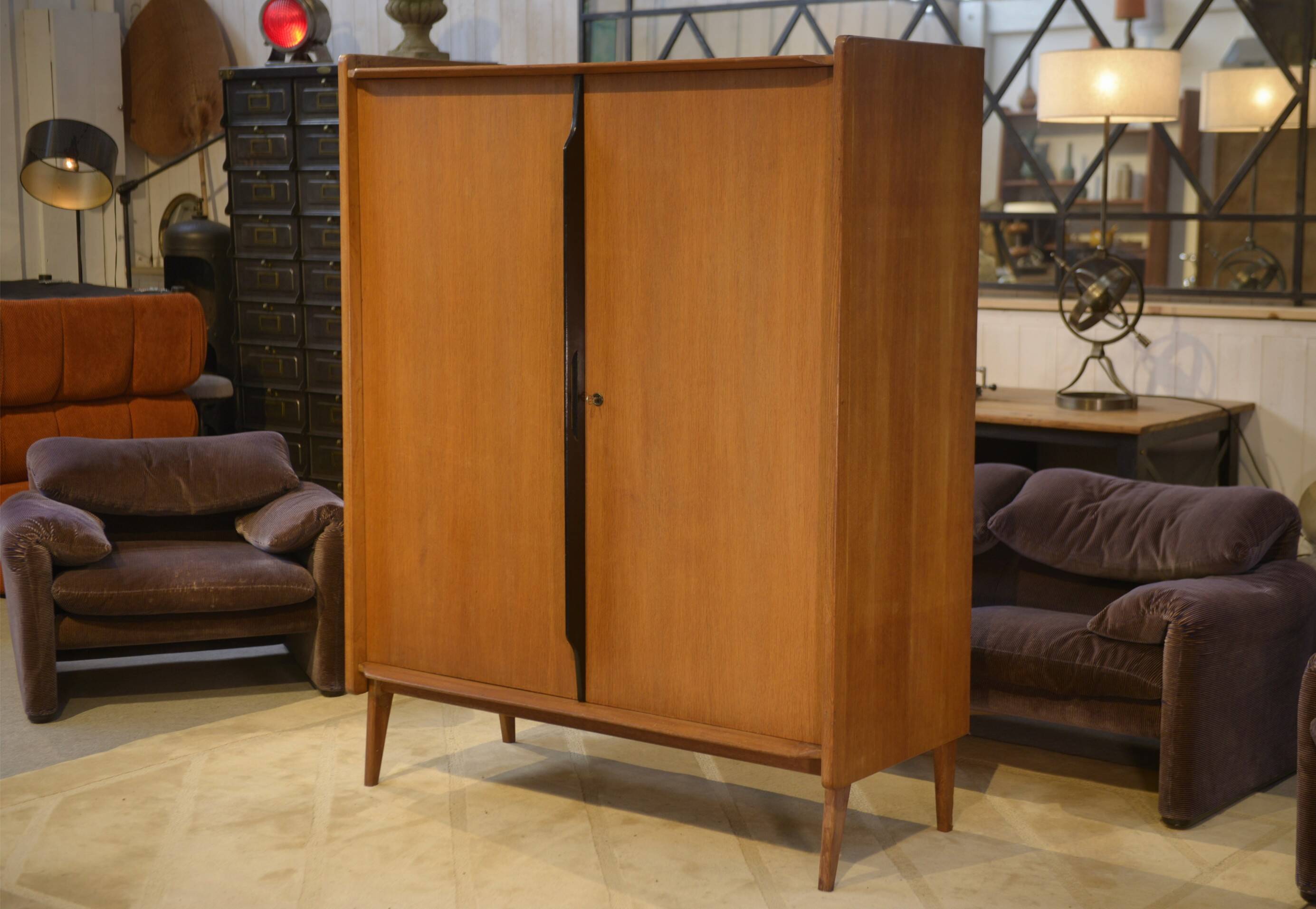 Armoire en chêne par Roger Landault 1960’s