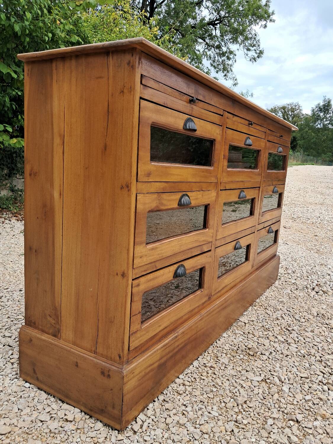 Commode grainetier 9 tiroirs vitrés