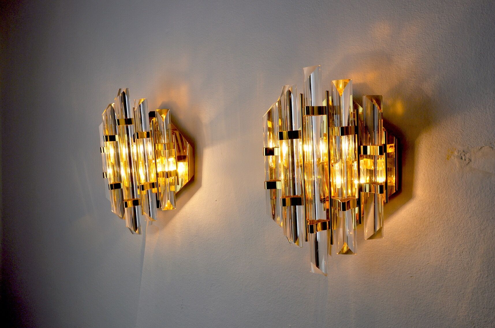Pair of Venini appliques, Italy, 1970