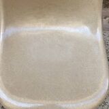 Beige chair DSW Eames