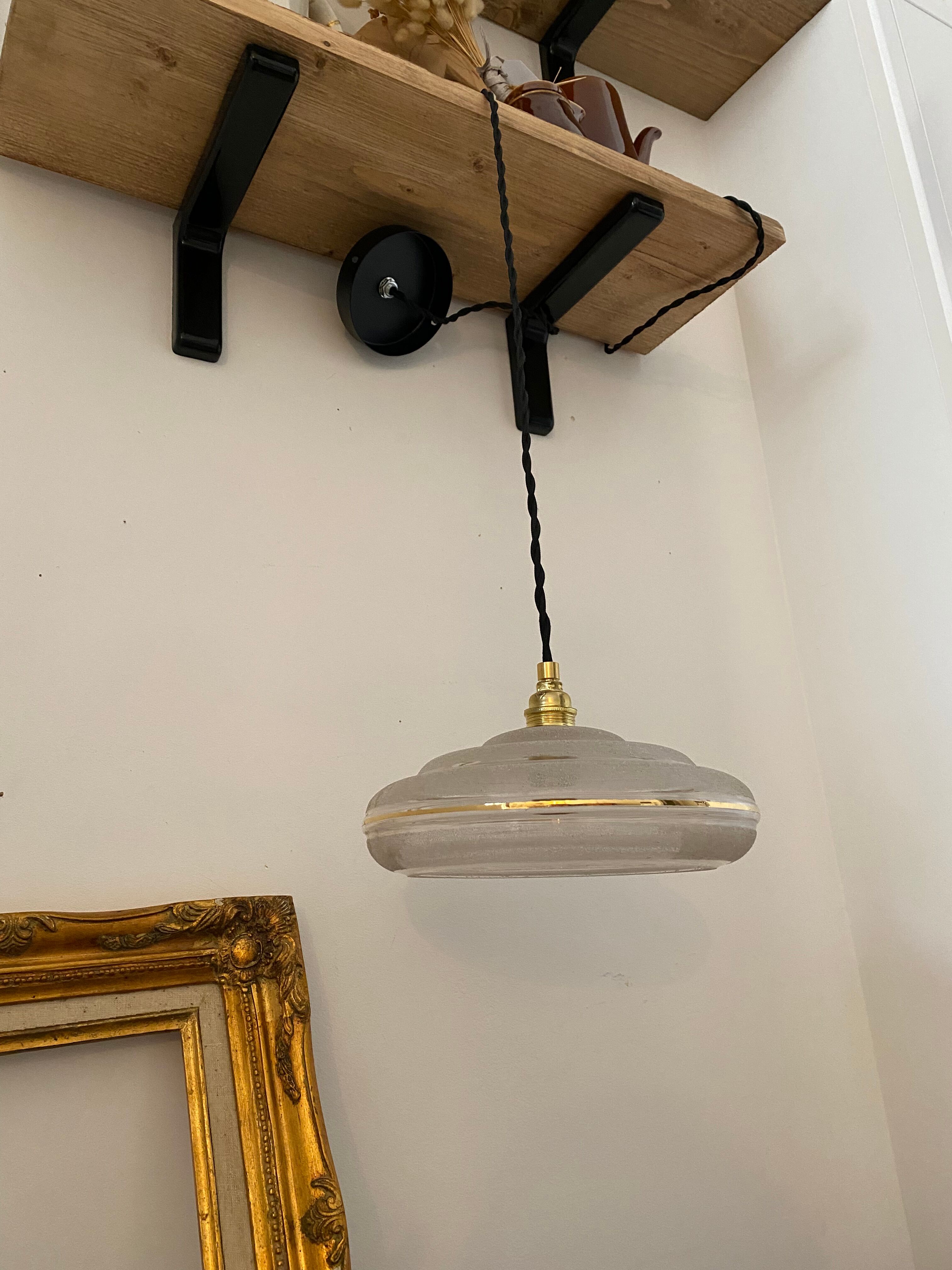 Vintage globe suspension