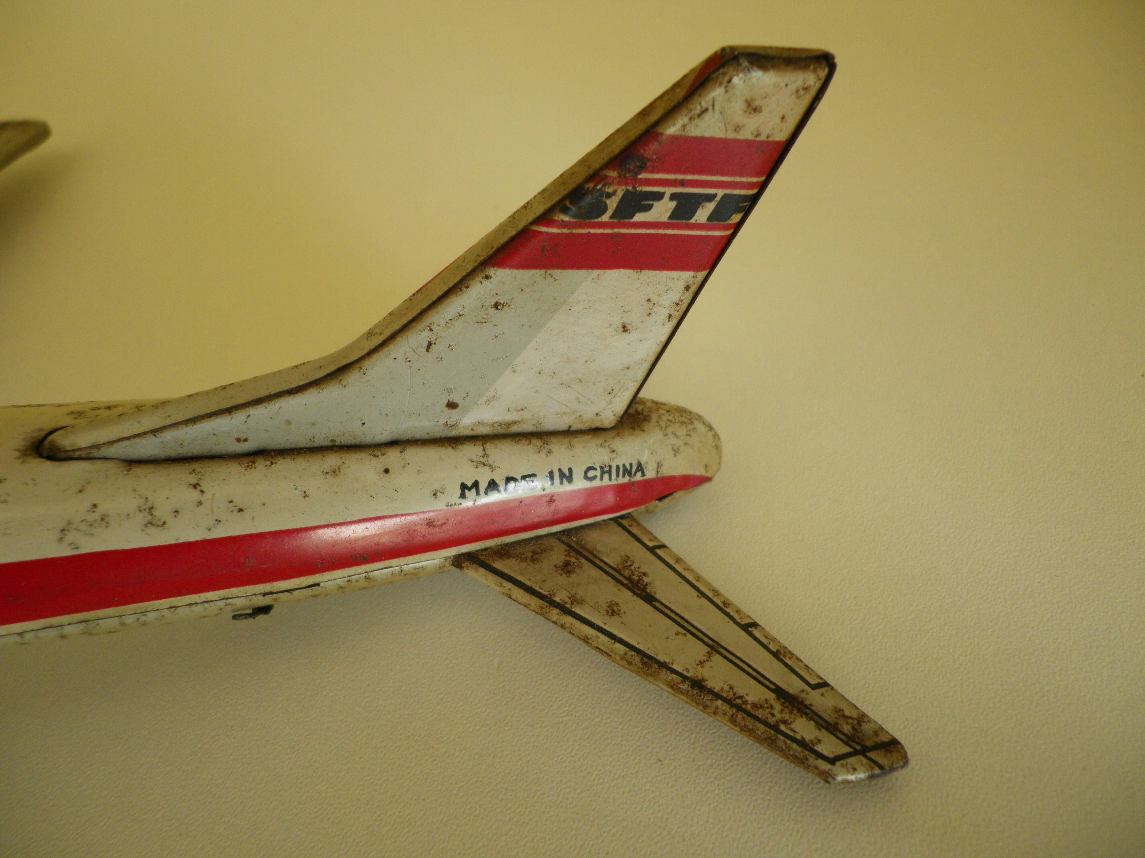 Airliner made of lithographed sheet metal, patina look - 1965 -