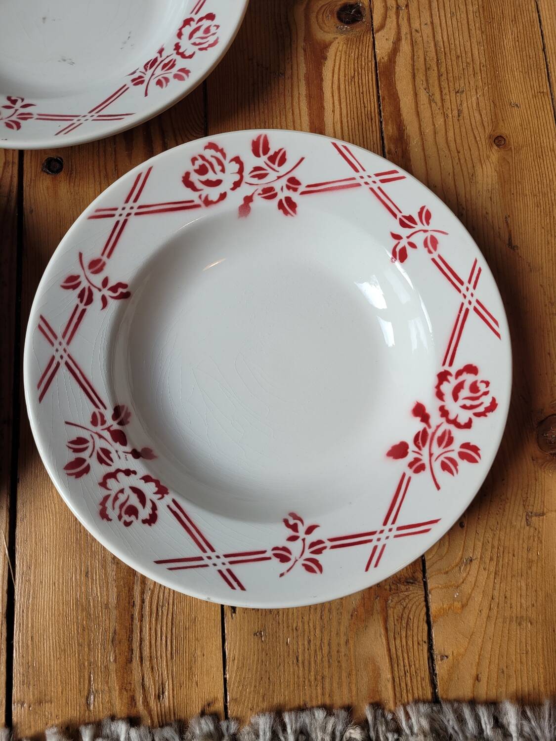 Set of 3 Eric red soup plates from Orchies