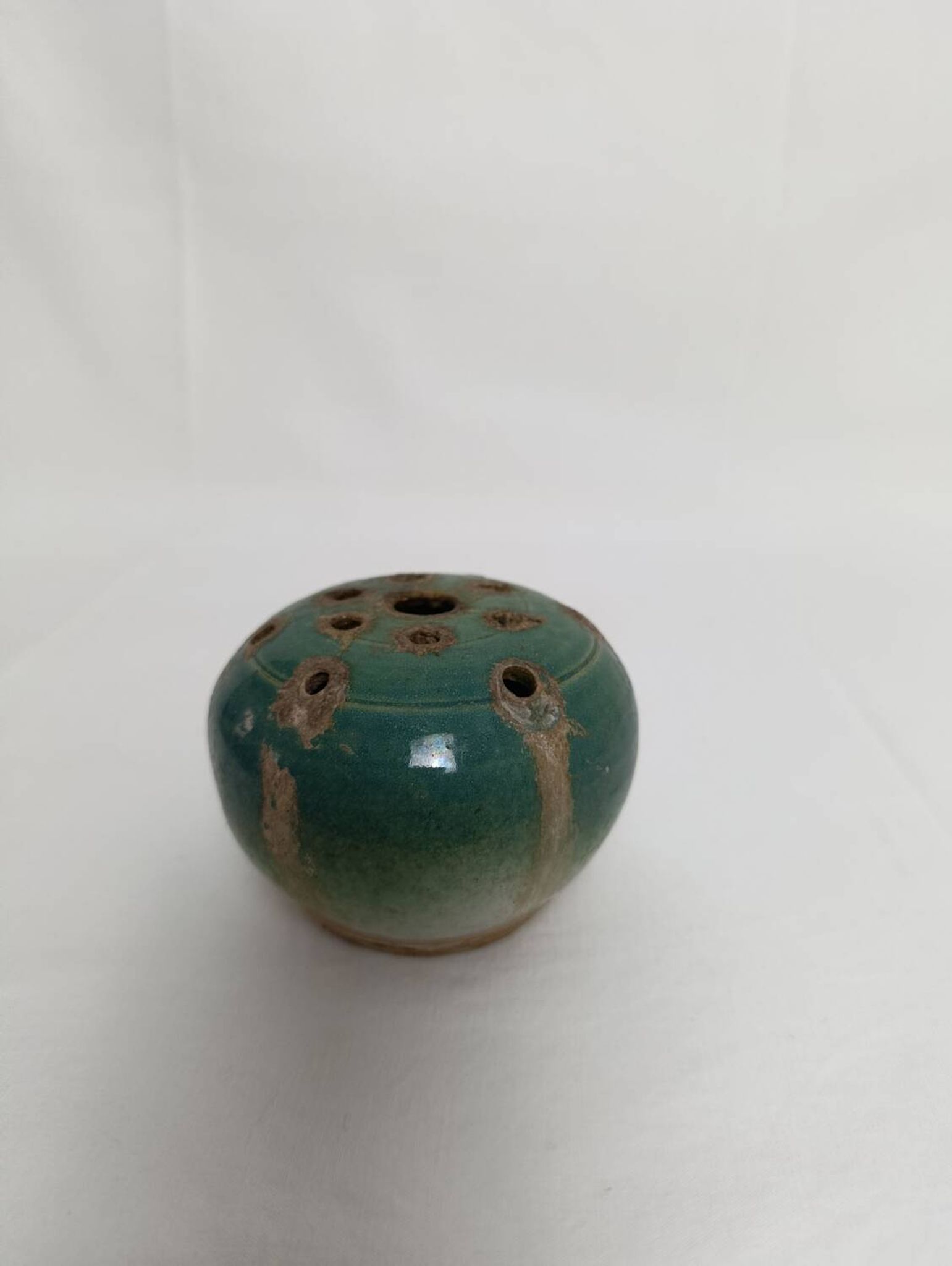 Vase pique fleurs en grès émaillé artisanale