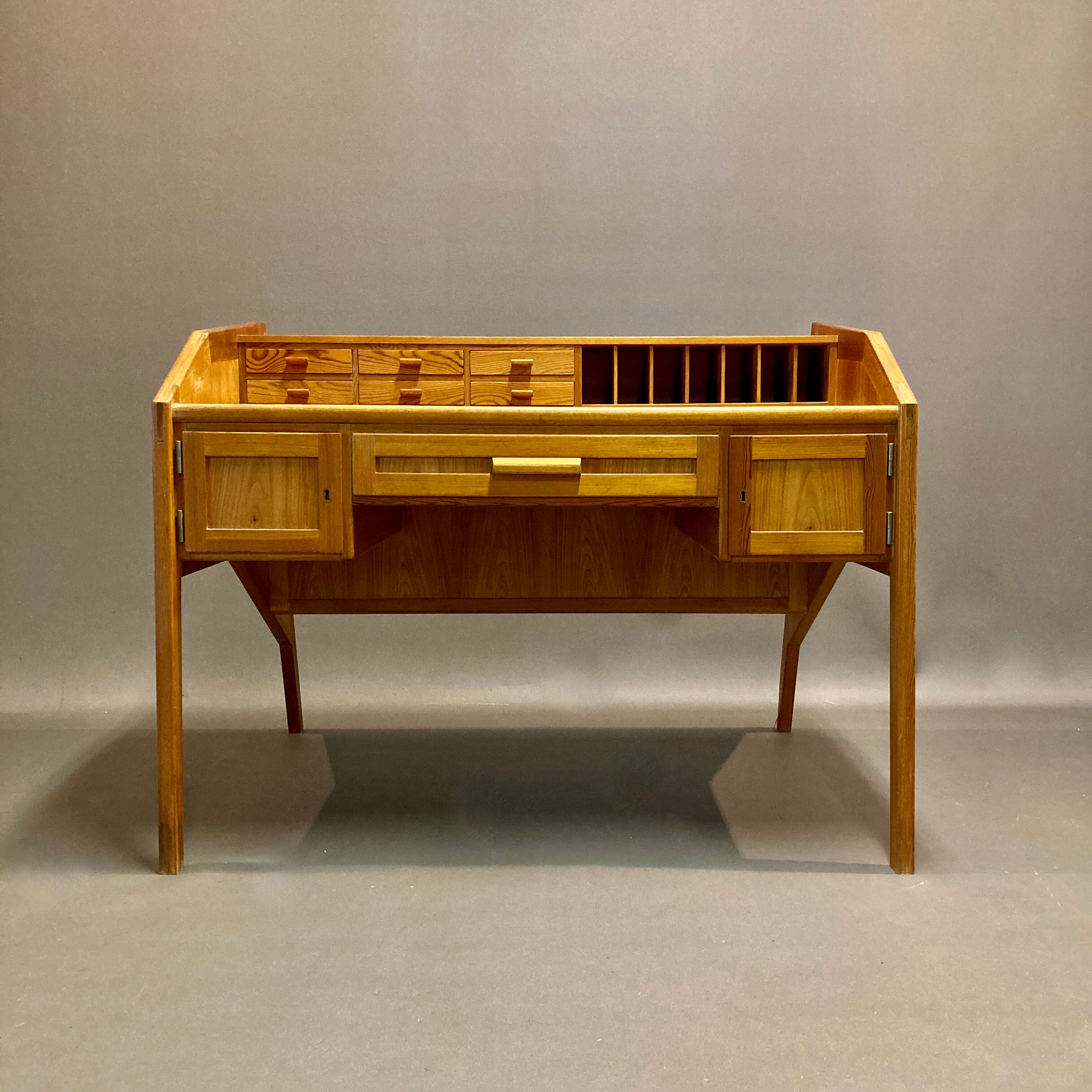 Massive scandinavian design desk 1960