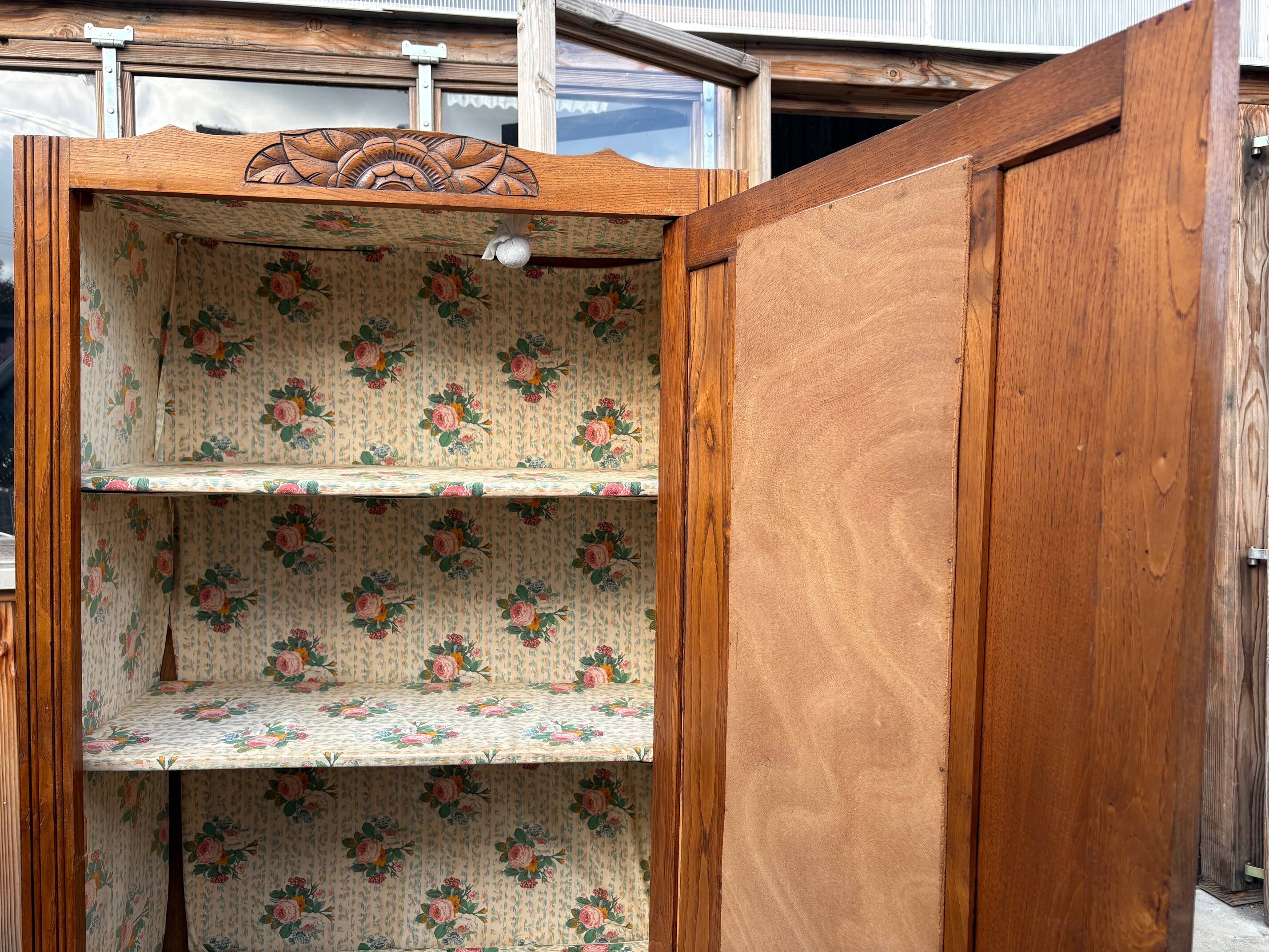 /Art Deco wardrobe with mirror in carved solid oak from the 20s/30s