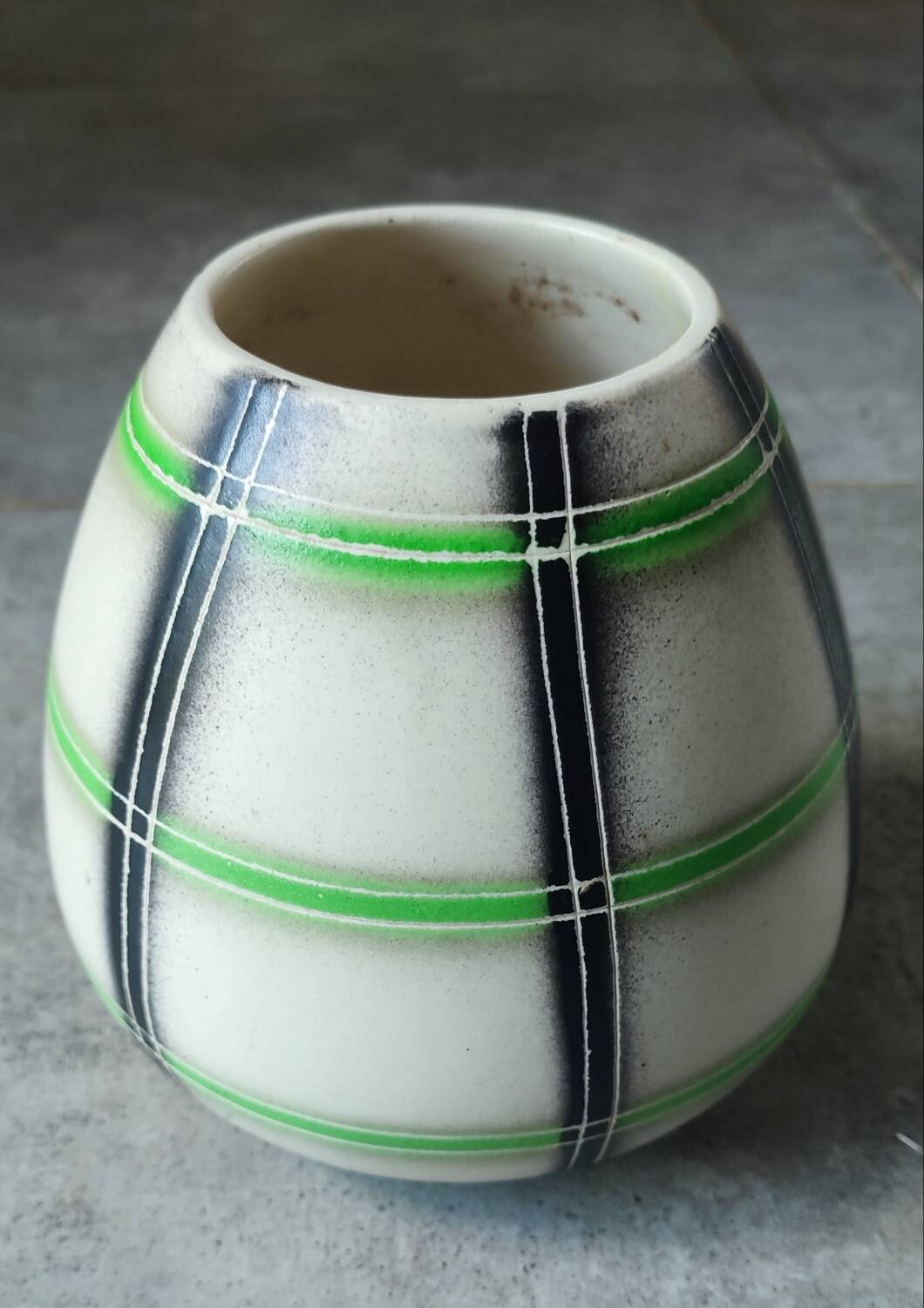 Saint Clément France earthenware vase