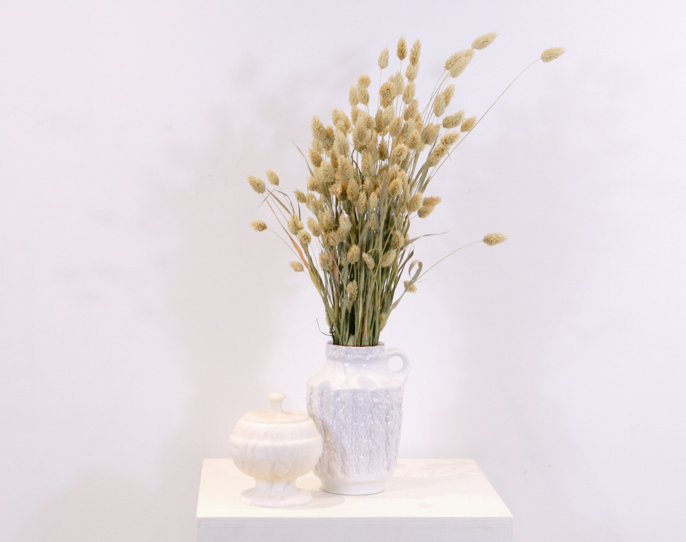Carstens Tonnieshof white vase