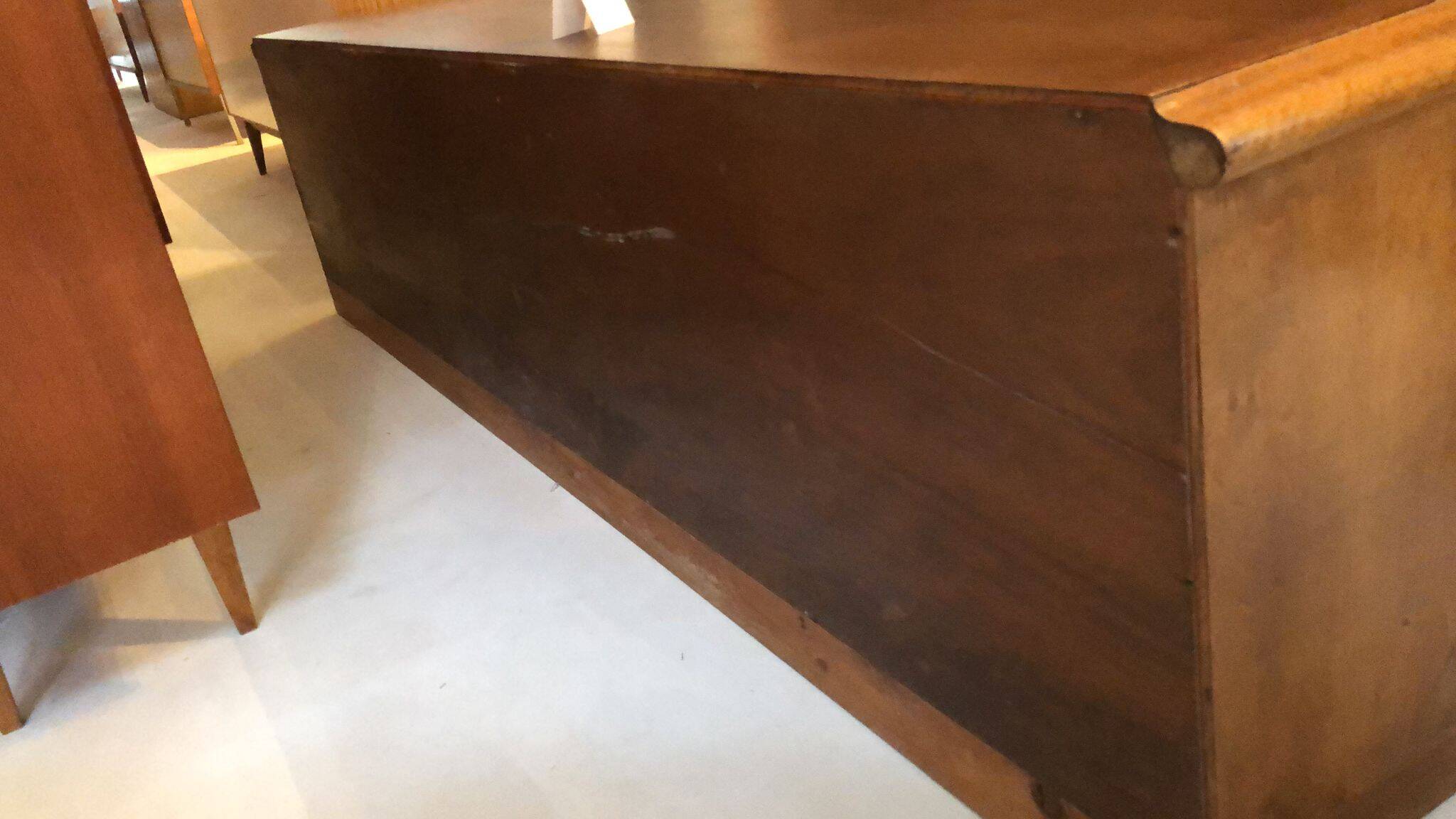 Lowboard du milieu du siècle