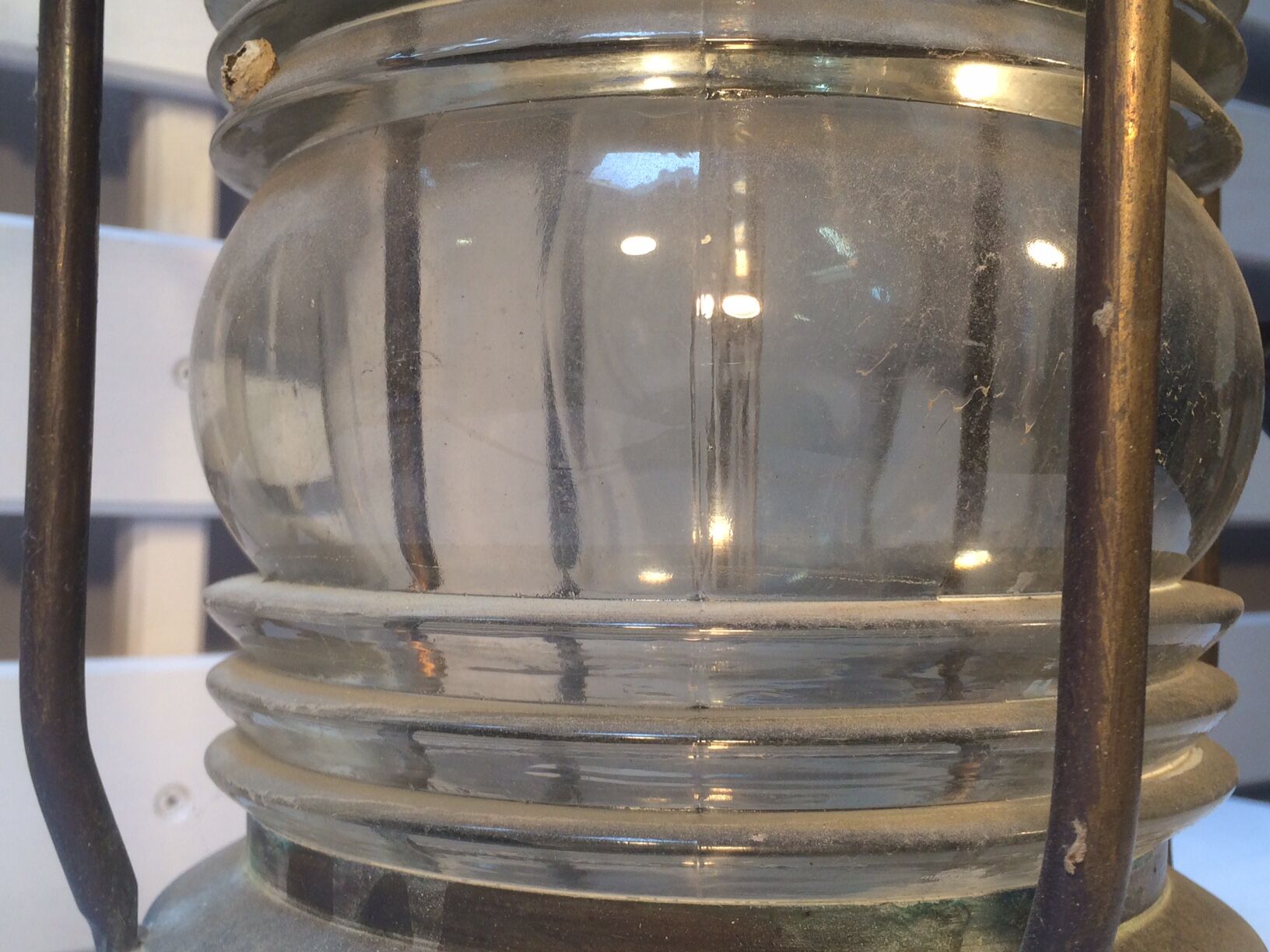 Lanterne marine Ouvrard et Villars électrifiée