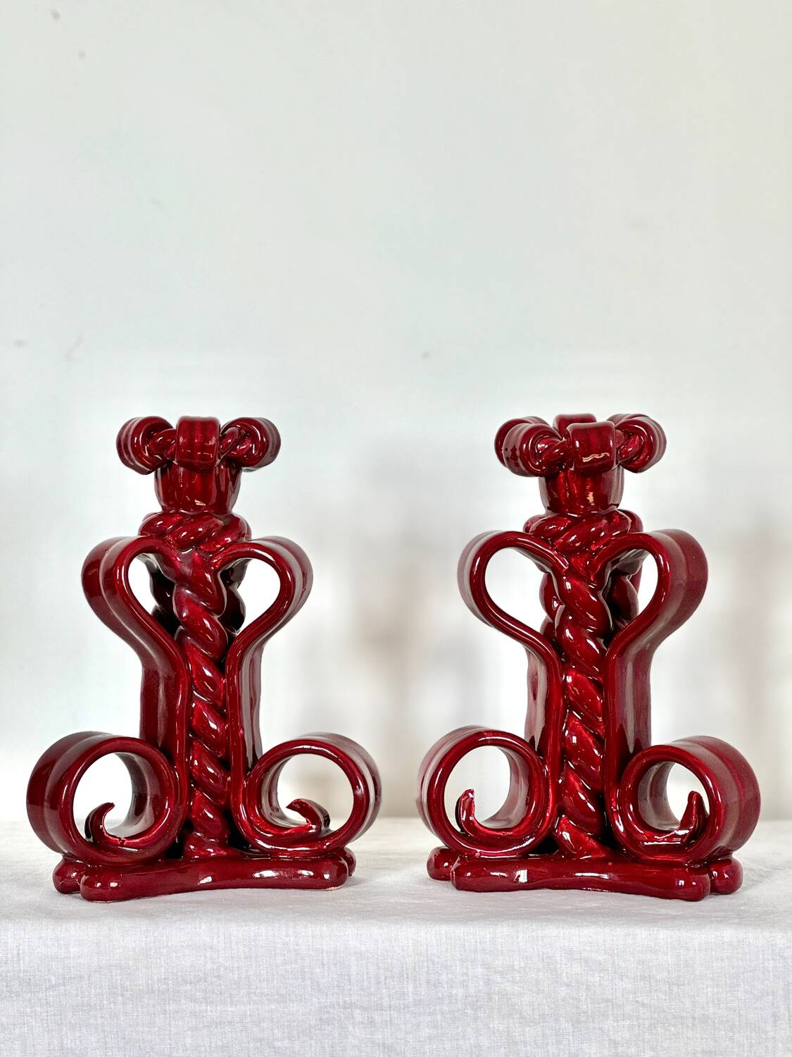 Bougeoirs en barbotine Art Deco