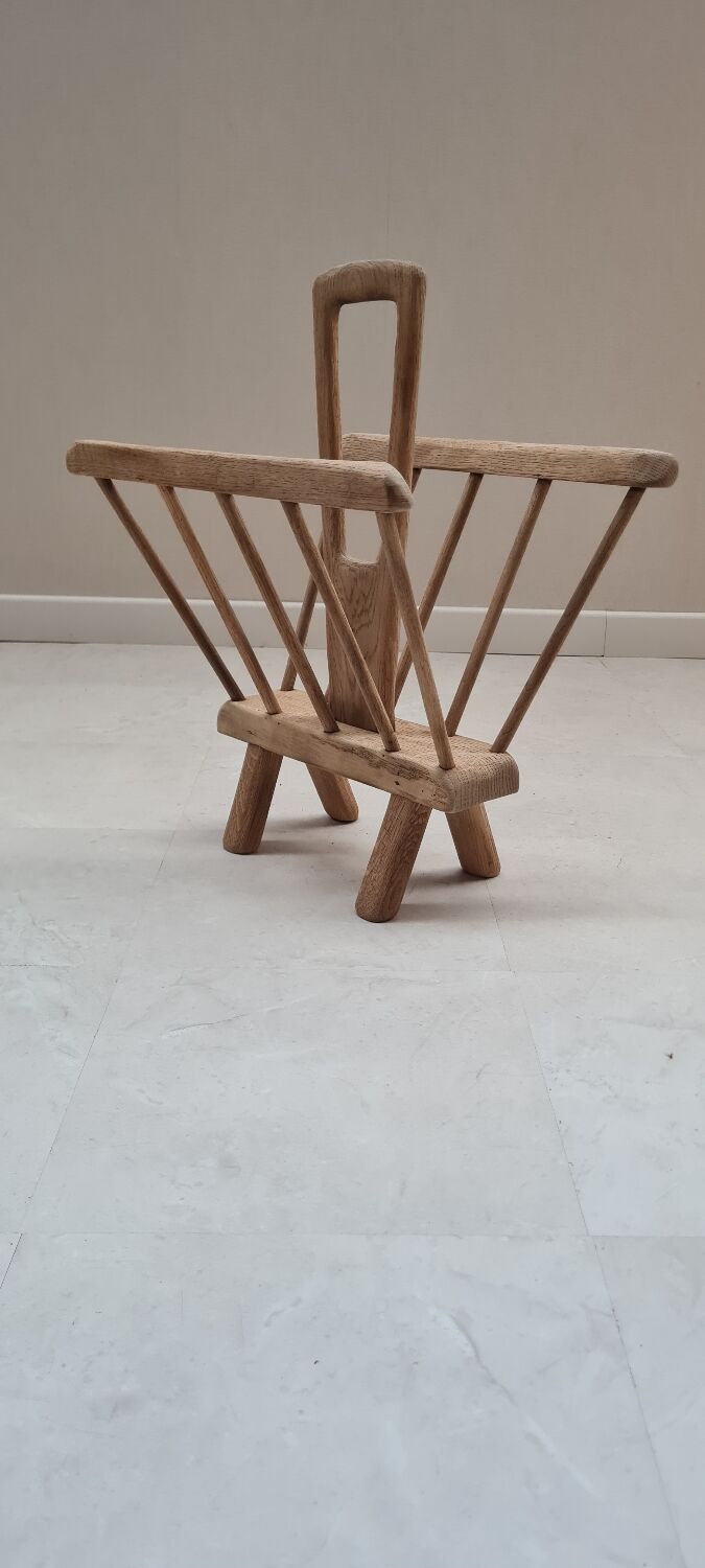Brutalist art-popular magazine holder in solid wood