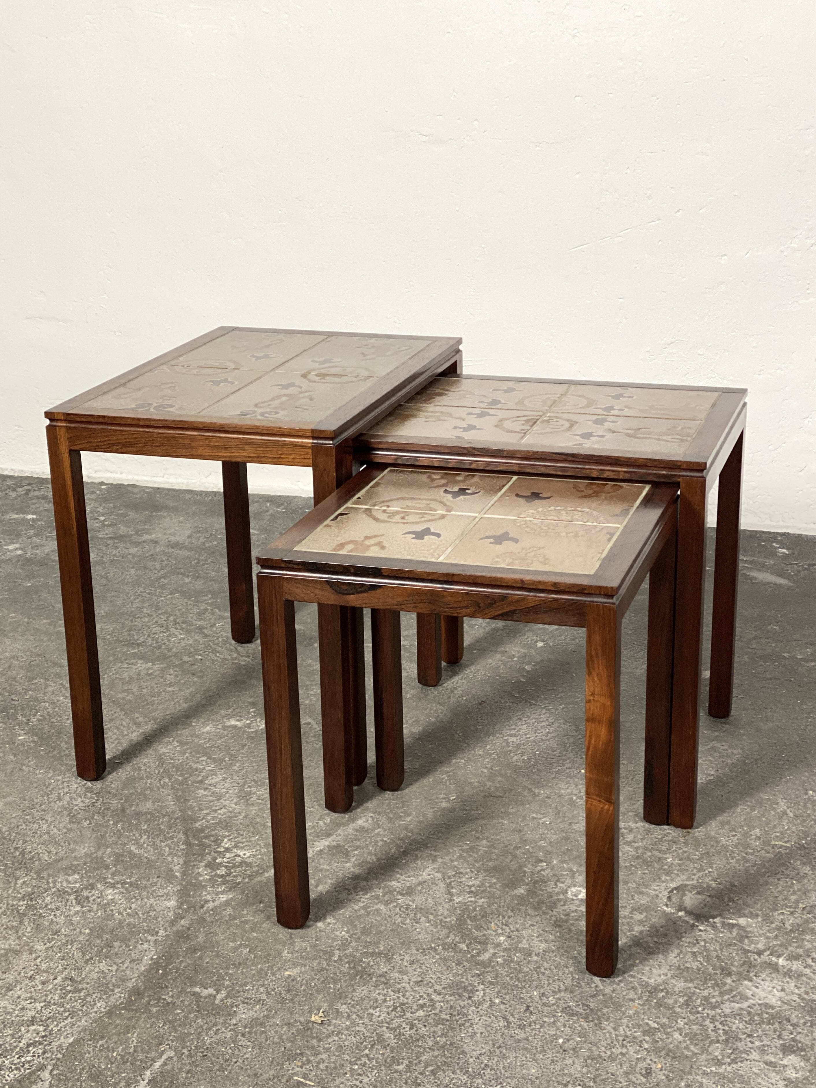 Danish nesting tables in rosewood and ceramic by Willy Ryomgard, Mo.