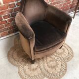 Club armchair in brown fabric