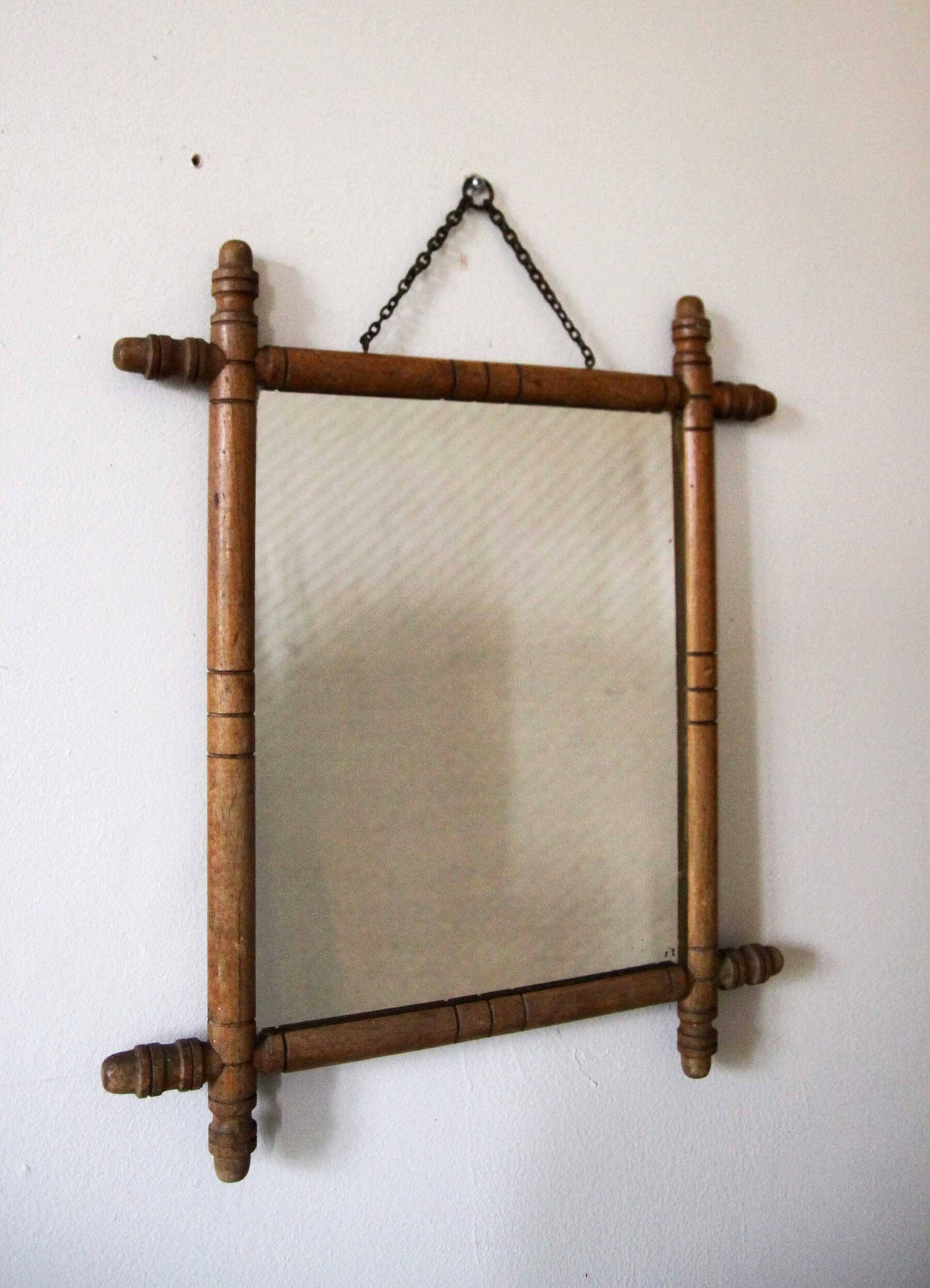 Miroir en bois effet bambou