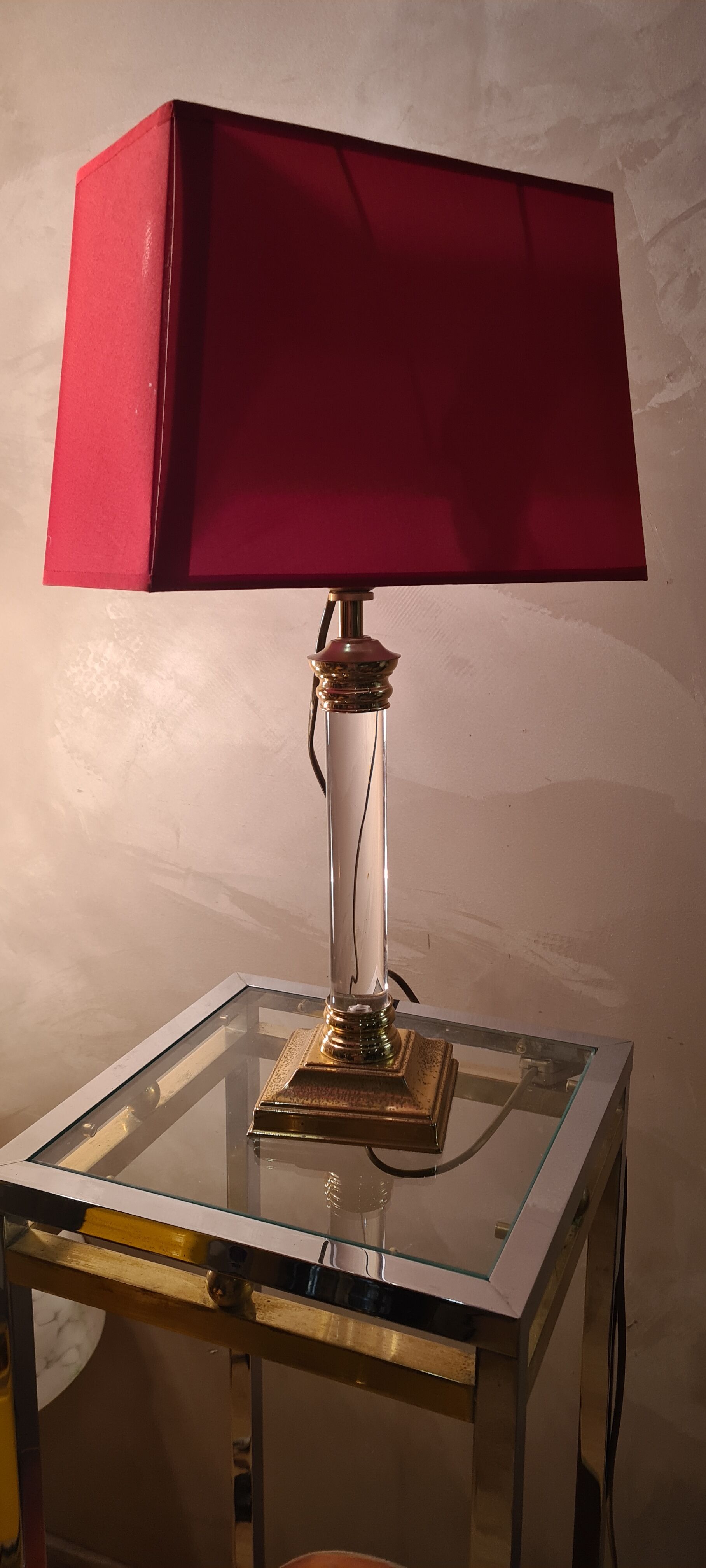 acrilic foot lamp 1950 has 70 trace on foot chrome gold pricked very well in its juice d epoque