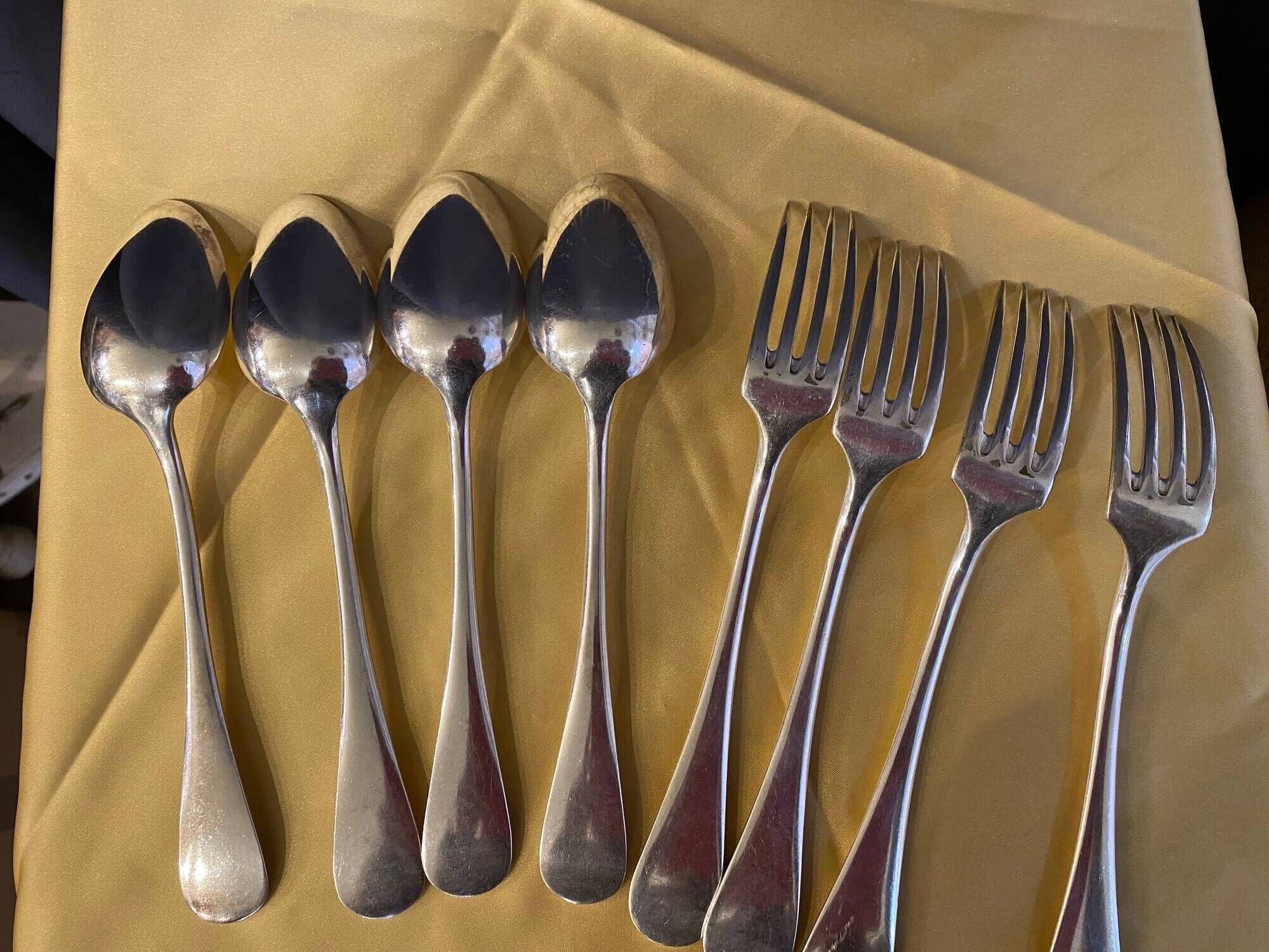 Series of 4 silver metal cutlery uniplat net model spoons forks