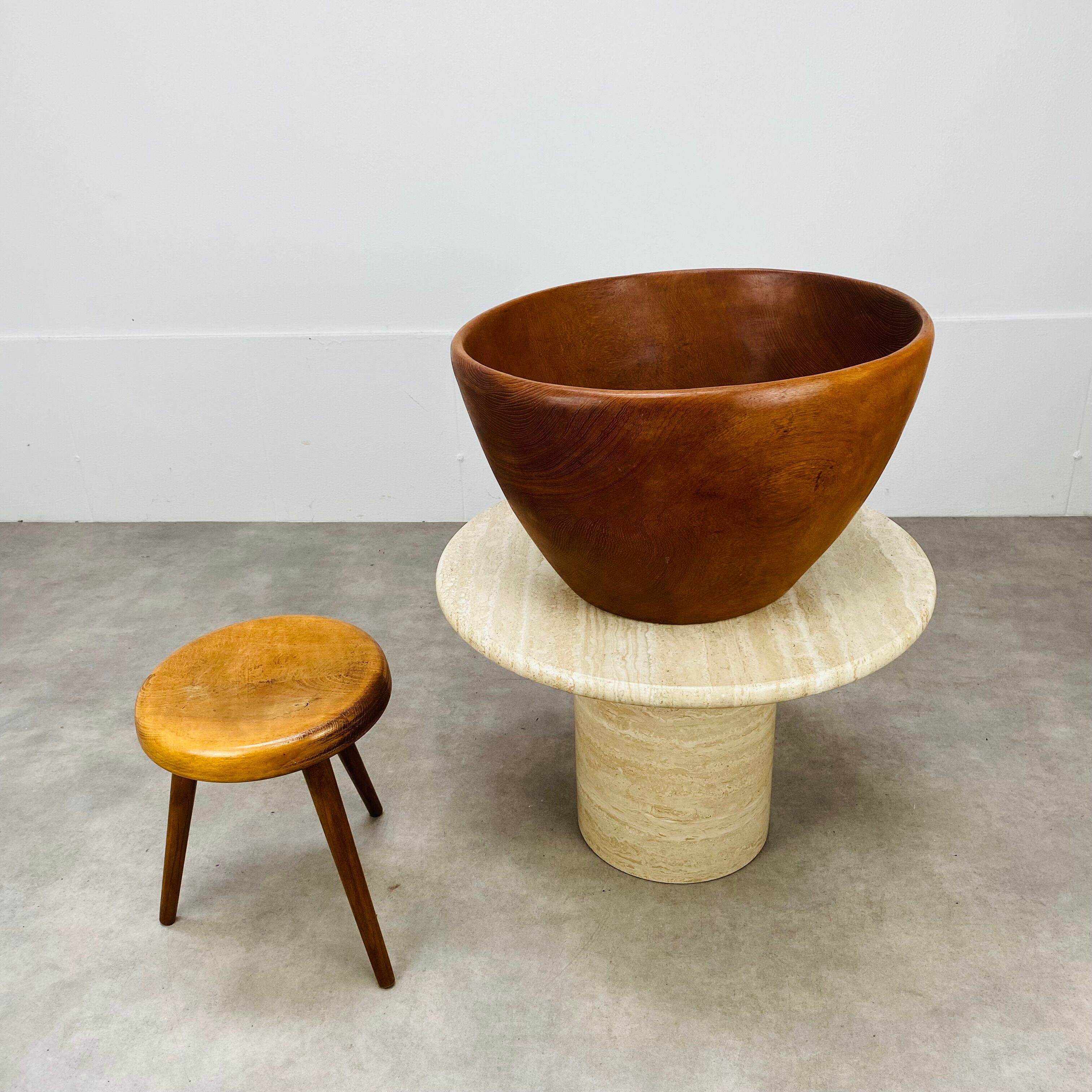 Floor cup danish teak 60s