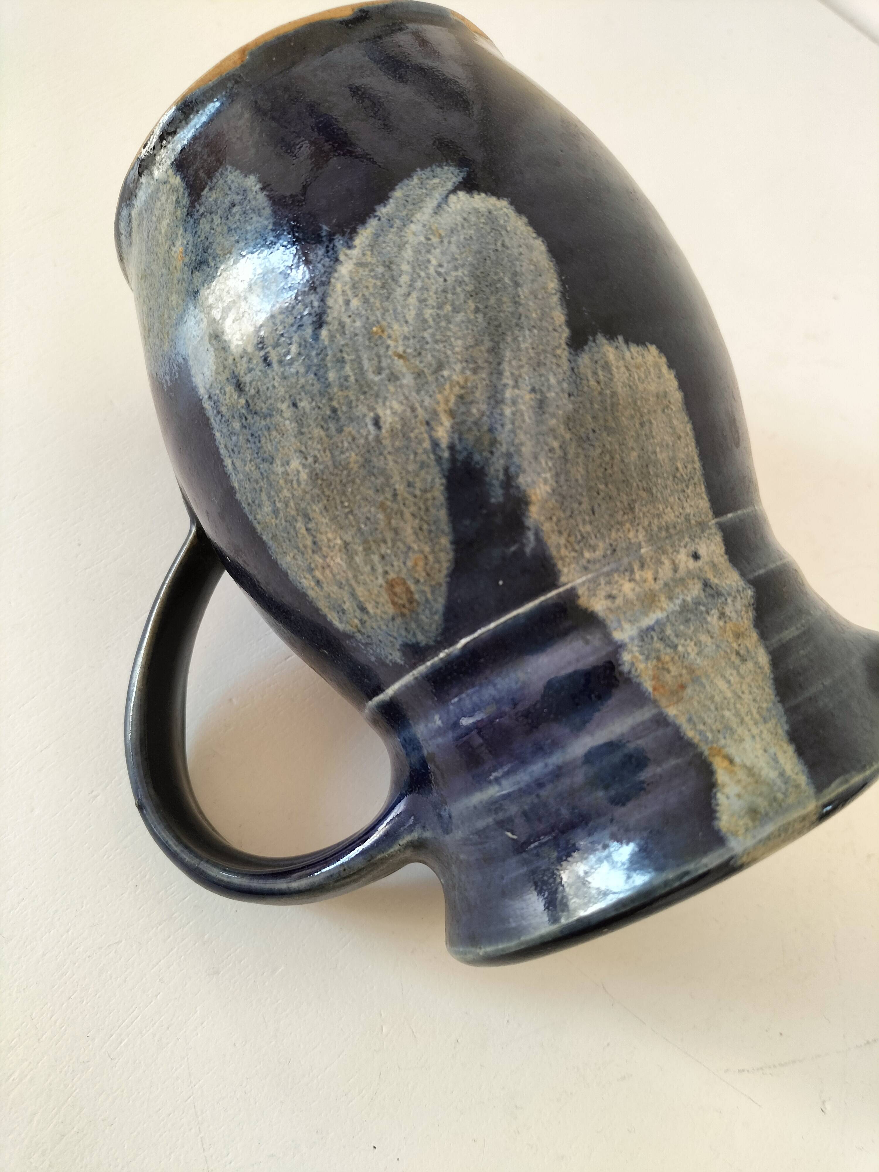 Stoneware pitcher Saint-Père, deep blue nuanced glaze