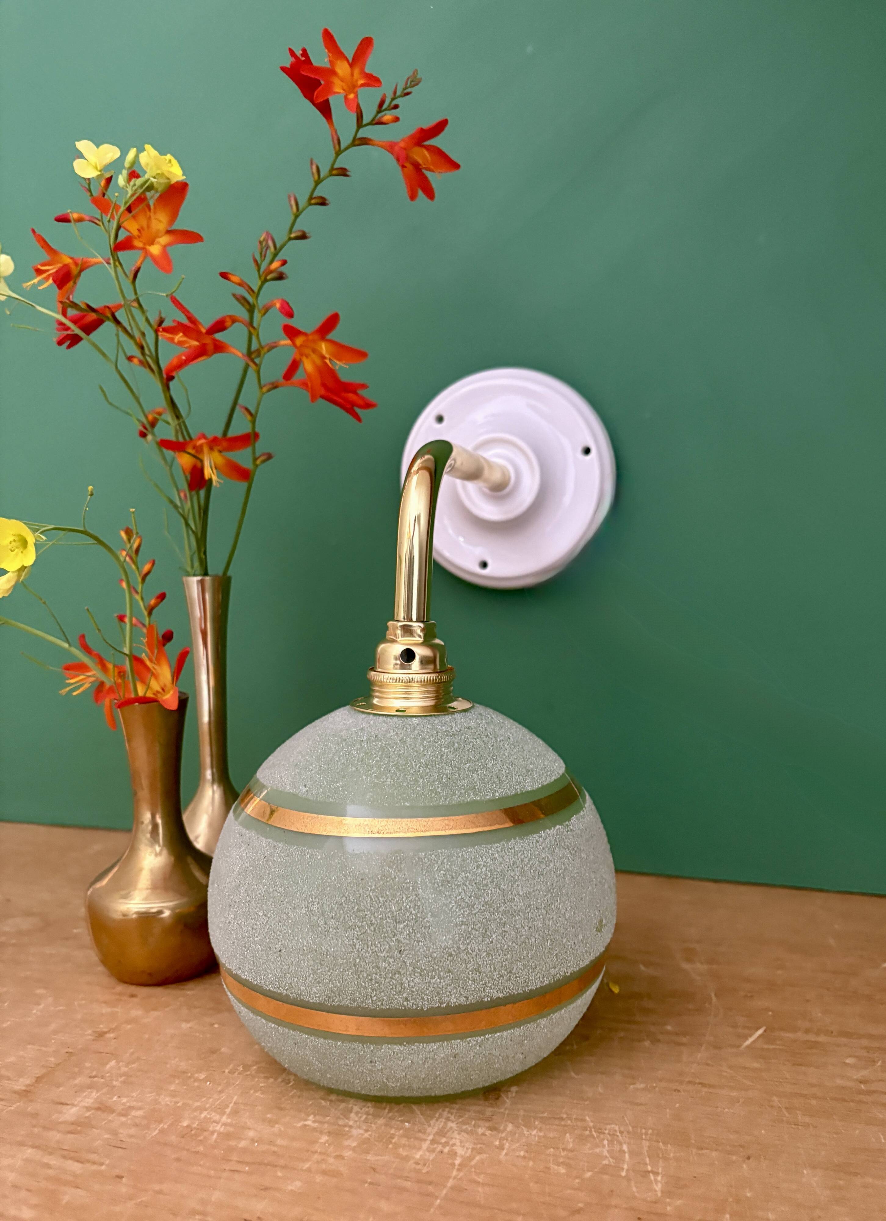 Applique globe vintage en verre granité vert et or