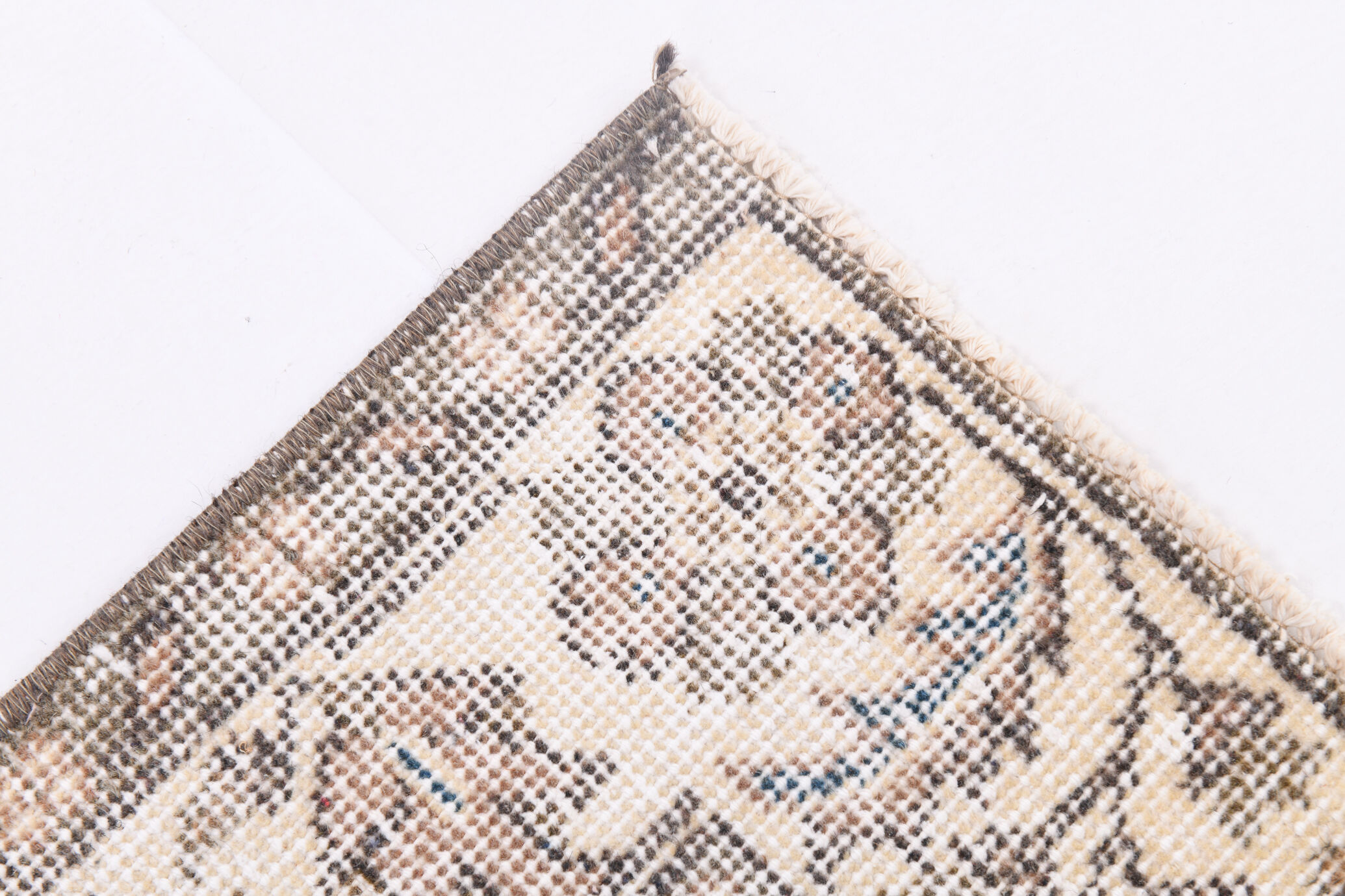 Pastel farmhose vintage rug 118x209cm