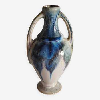 Old amphora vase in flamed glazed stoneware
