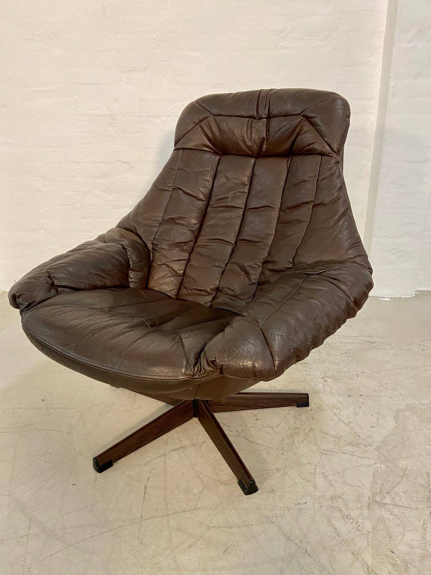 Vintage danish mid century leather swivel egg chair by bramin 1960,s