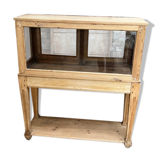 Vitrine