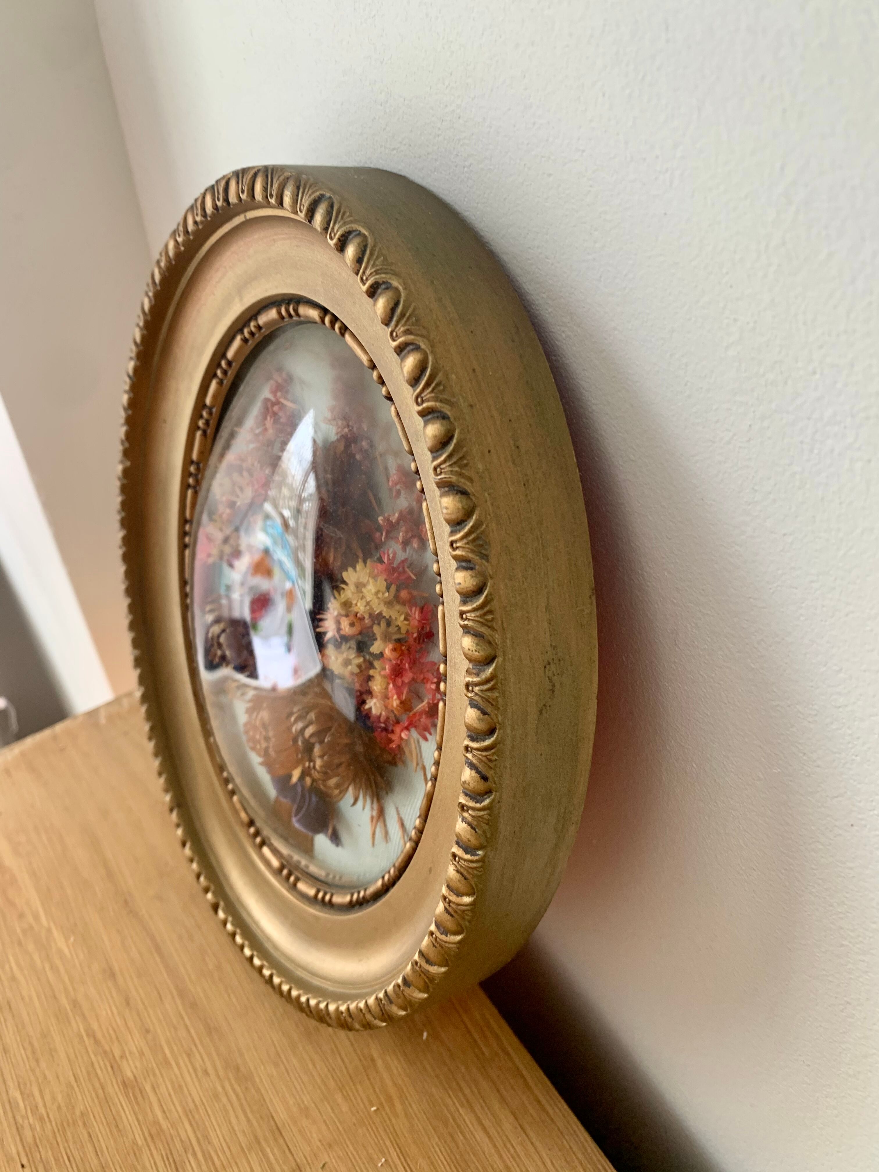 Frame vintage dried flowers