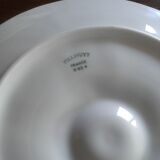 5 white slurries plates.  pillivuyt