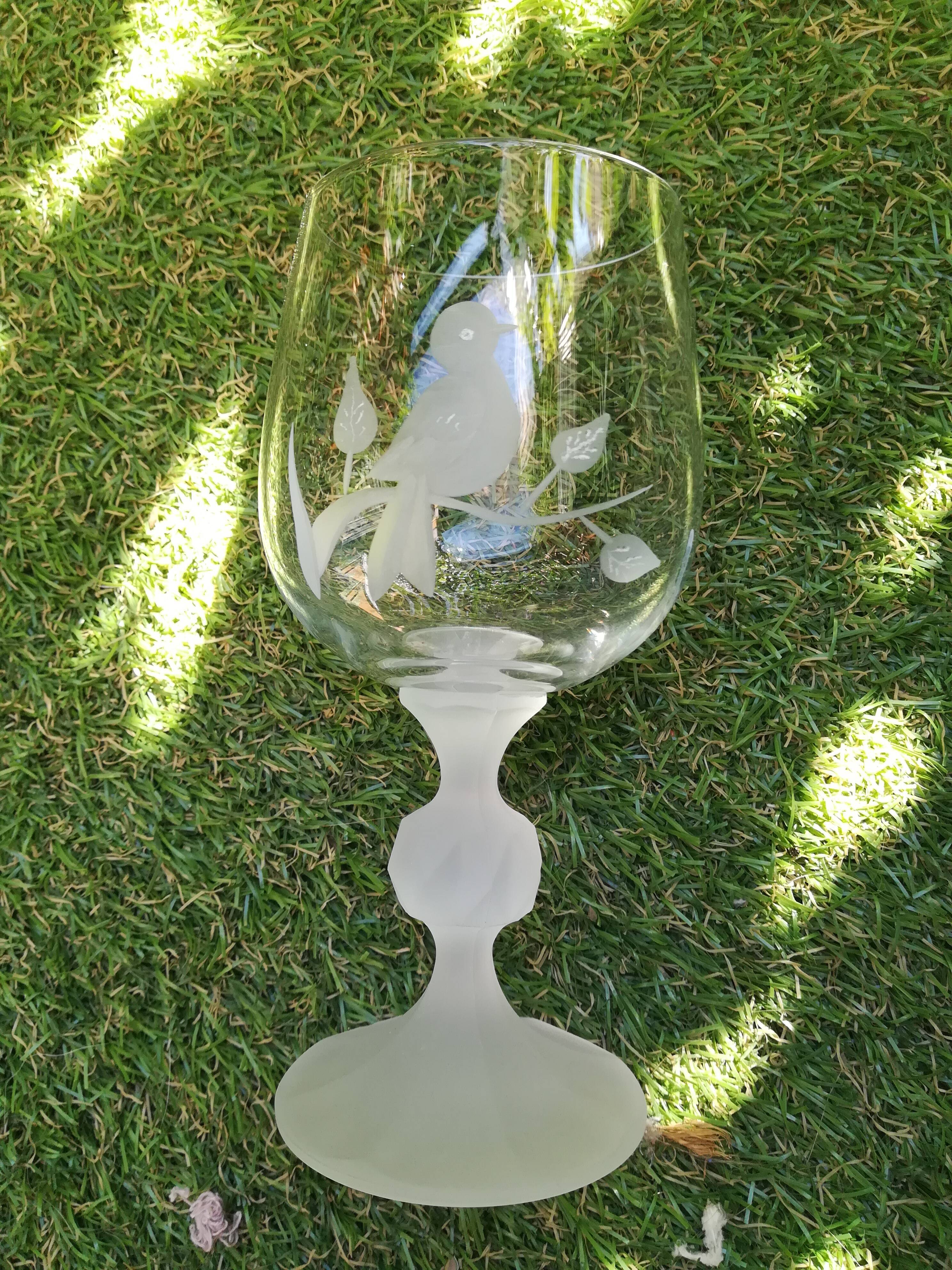 Set of 6 engraved crystal glasses
