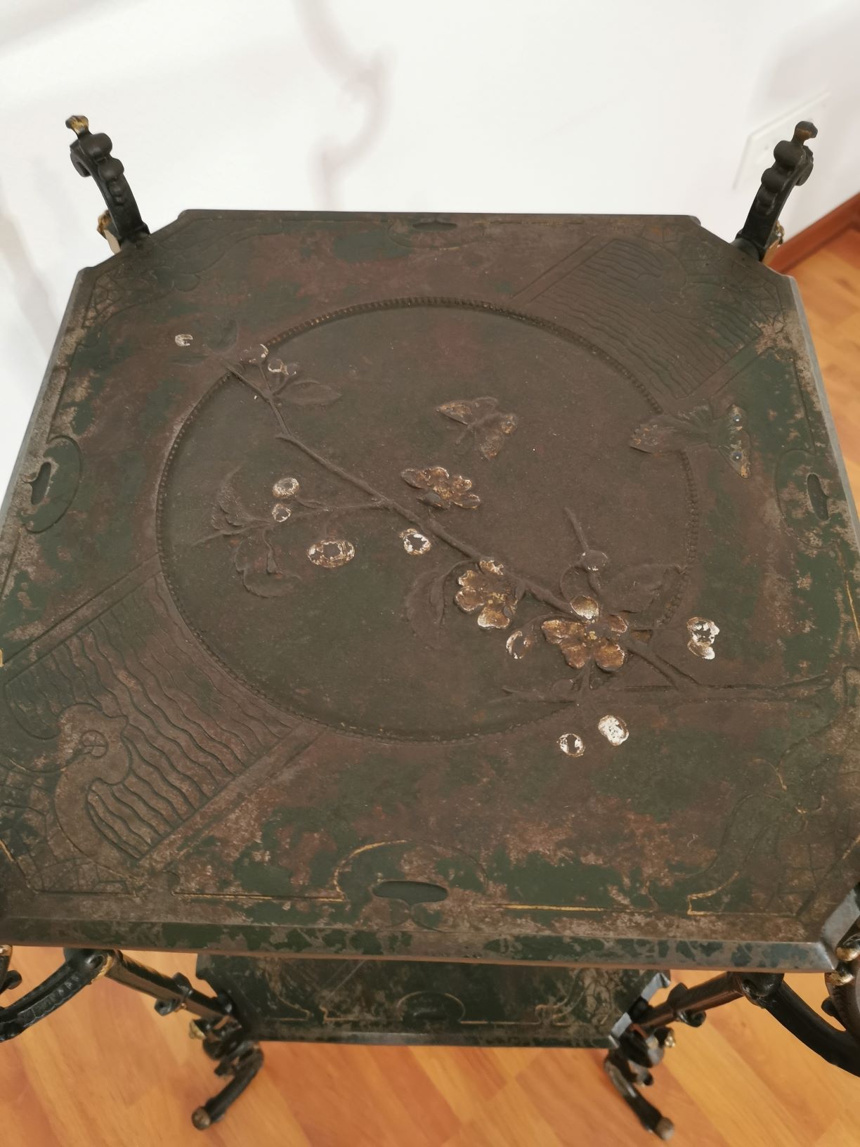 Art Nouveau cast iron Gath's Antique Sellette/Desserte