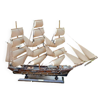 Old model Frigate 18th century