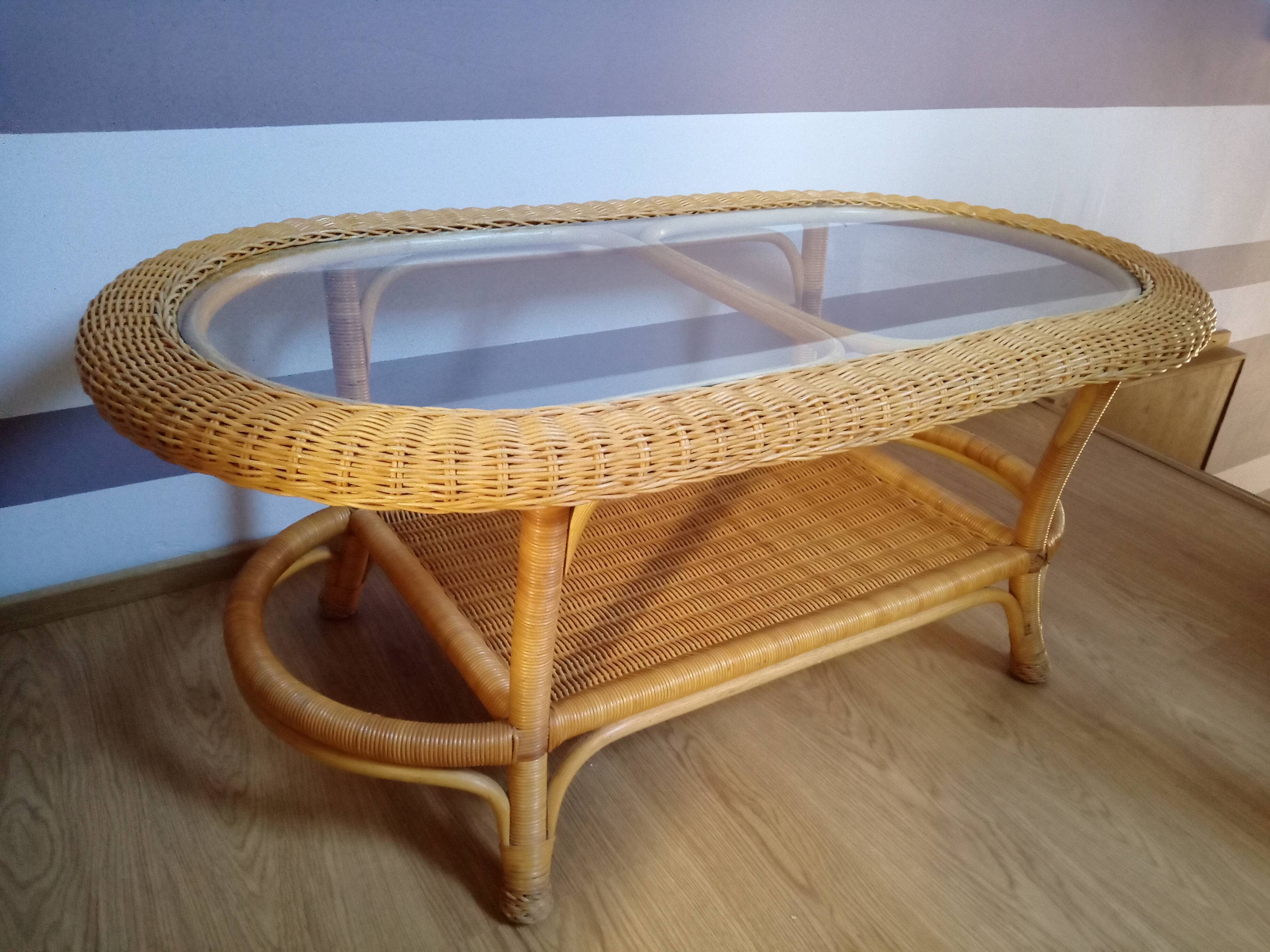 Vintage wicker coffee table and transparent glass tray