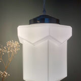 Vintage art deco globe pendant light in white opaline