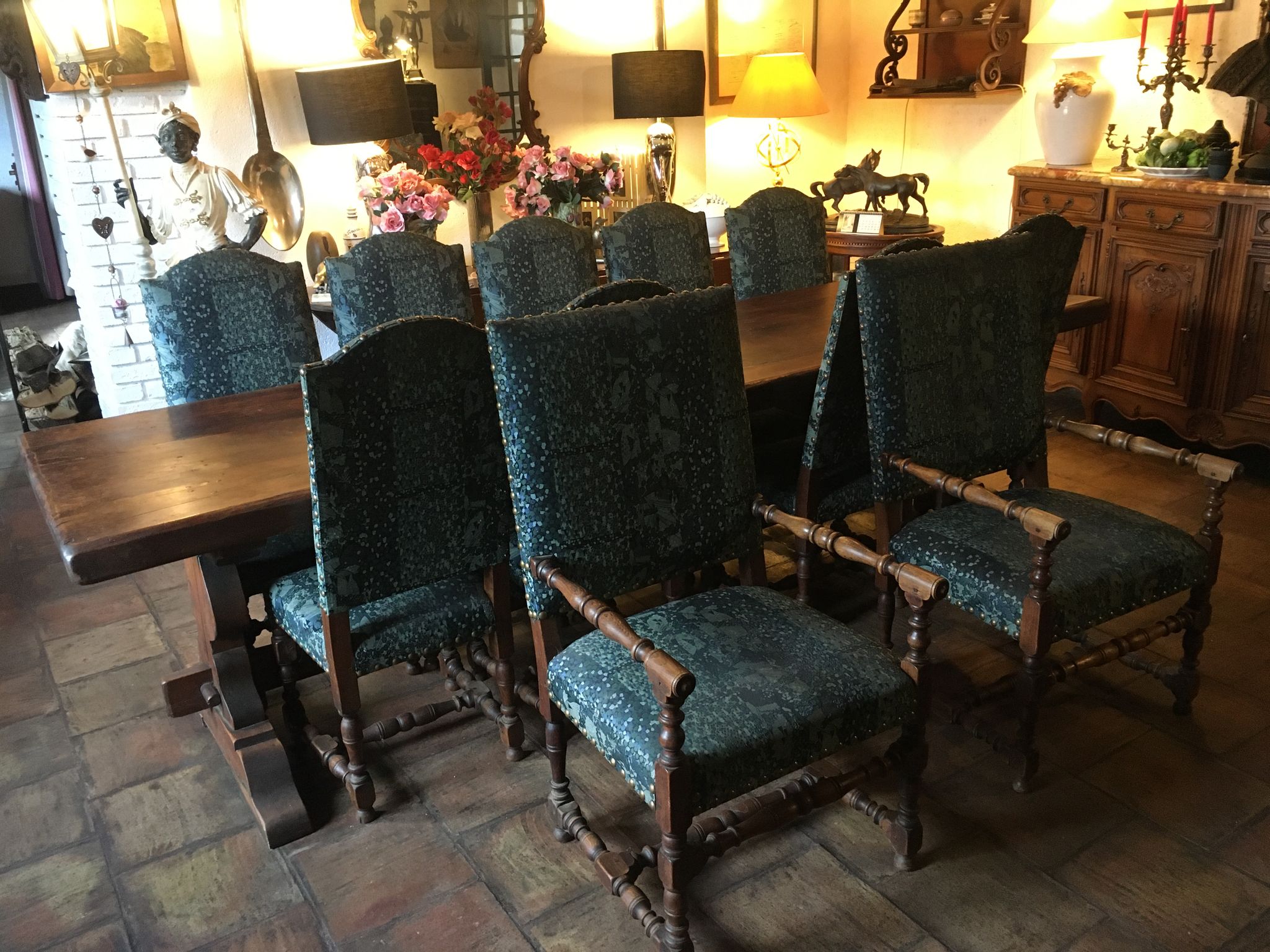 Monastery table - 9 chairs and 2 Louis XIII oak armchairs.