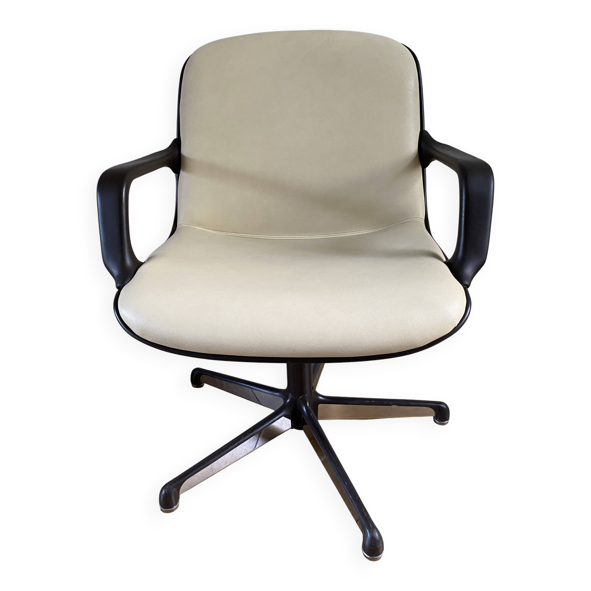 Vintage office chair "Executive chair" Edition Comforto, after CHARLES POLLOCK (1930-2013)