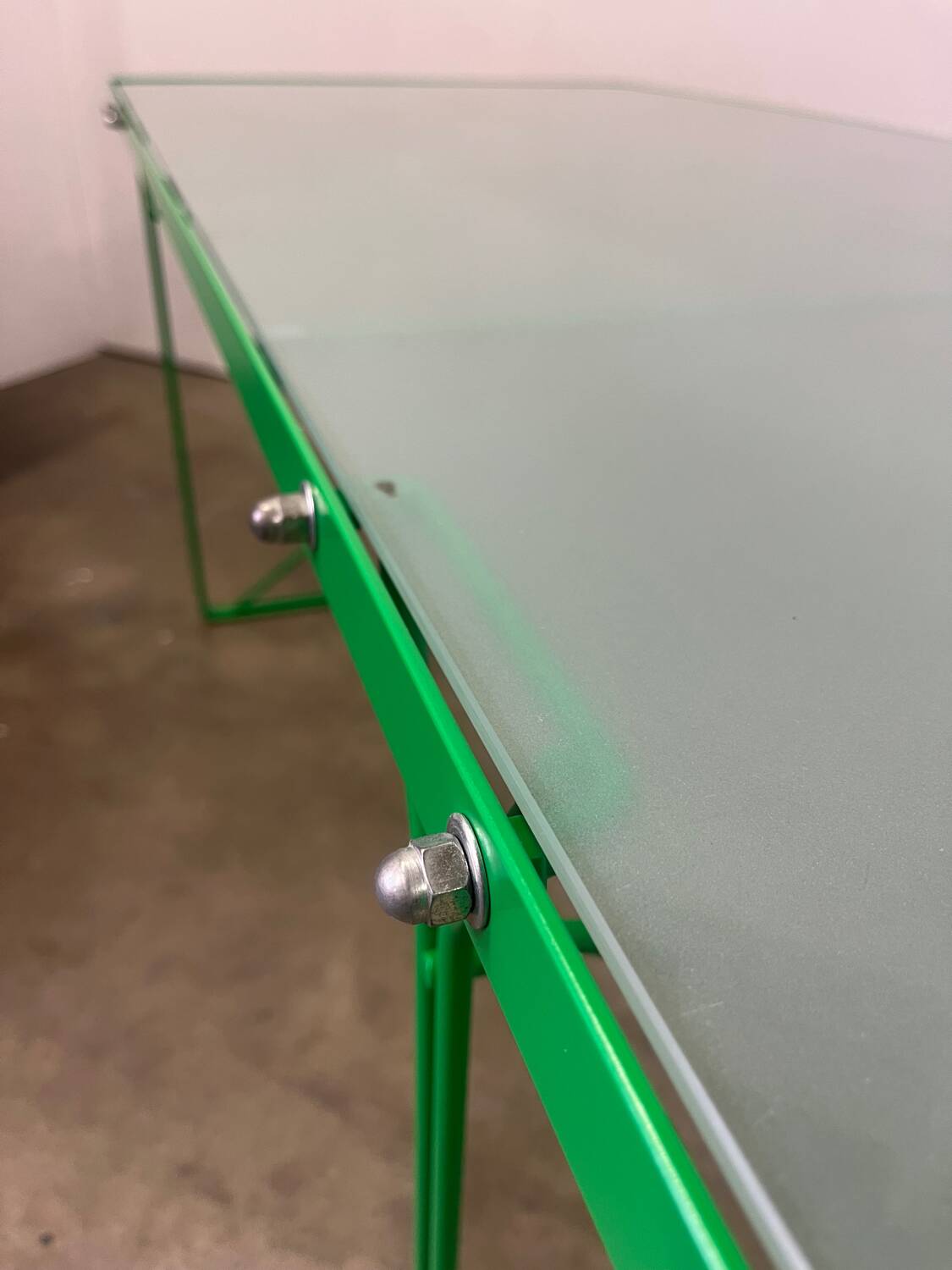 Vintage table "moment", design Niels Gammelgaard circa 1980